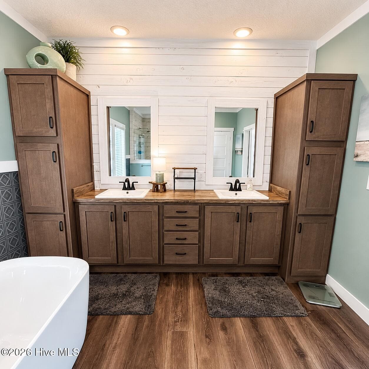 Manufactured Home at 303 Live Oak Drive, Sunset Beach, NC 28468, photo 19 of 33