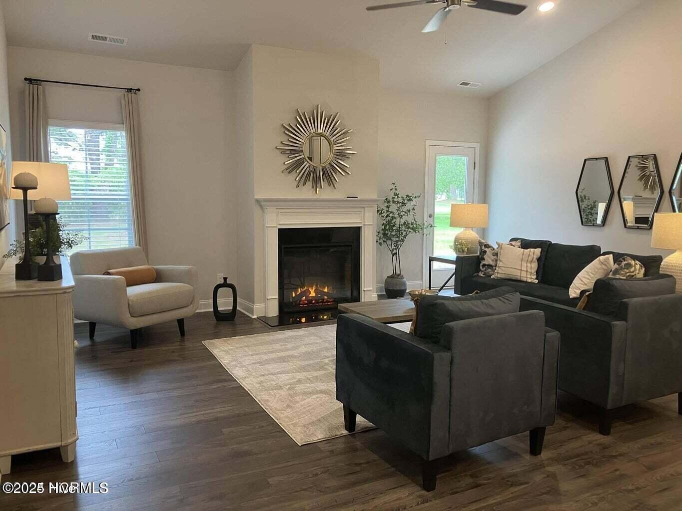 Pictures are of the same floor plan in a different community. Actual colors and options may vary. - 2108 Caracara Drive, New Bern, NC 28560