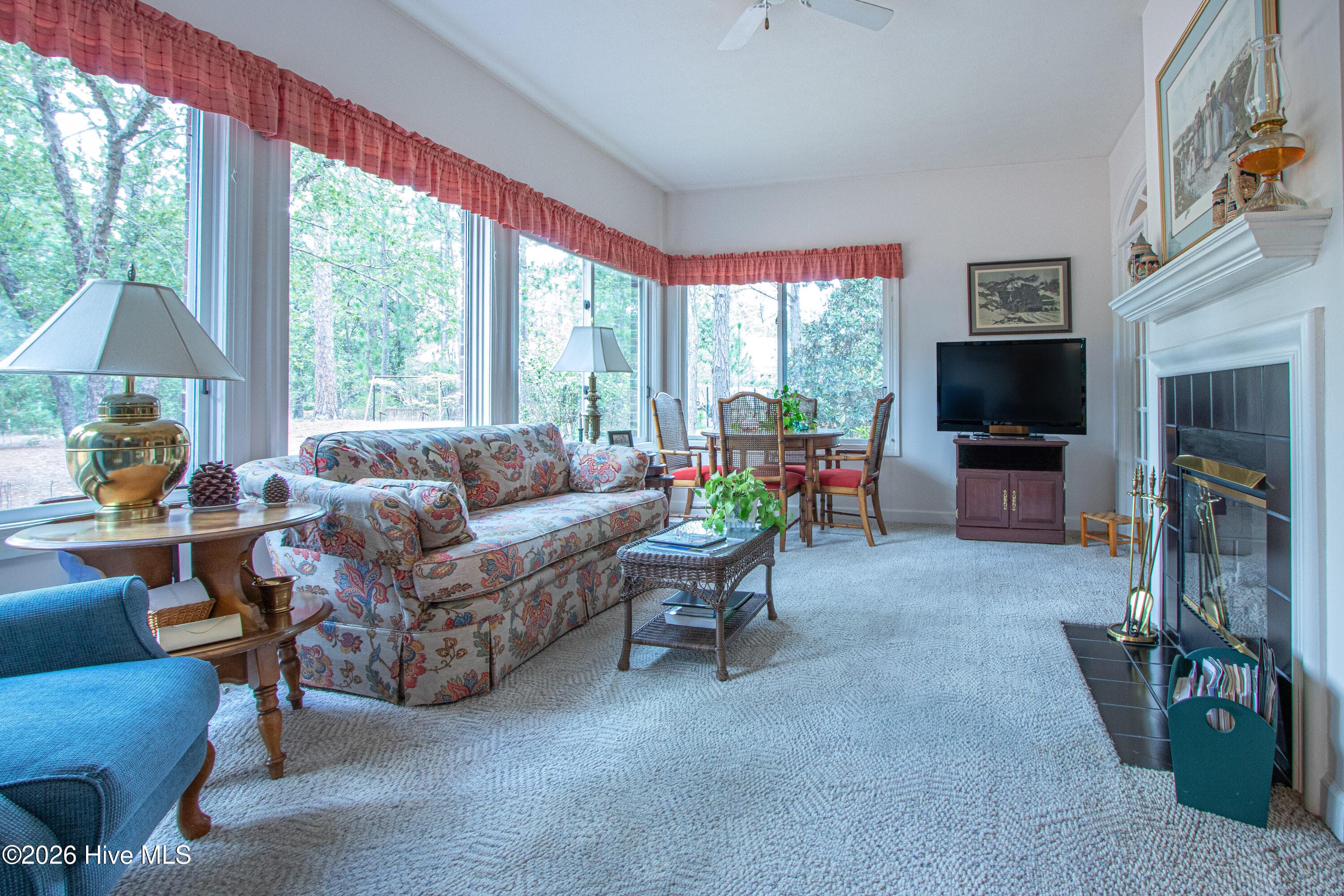Single Family Residence at 7 Overcup Lane, Pinehurst, NC 28374, photo 10 of 49