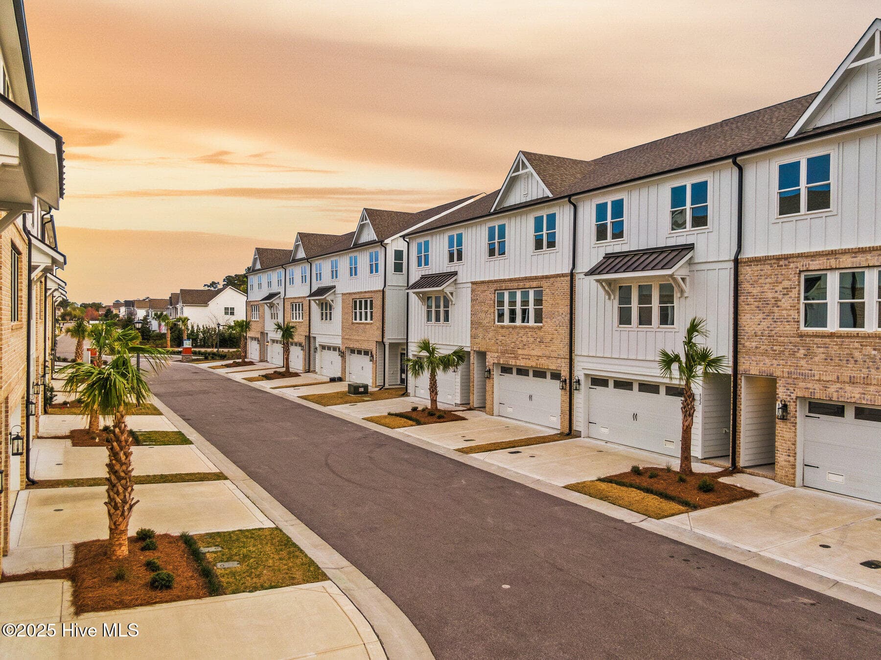 Townhouse at 826 Anchors Bend Way 6, Wilmington, NC 28411, photo 14 of 88