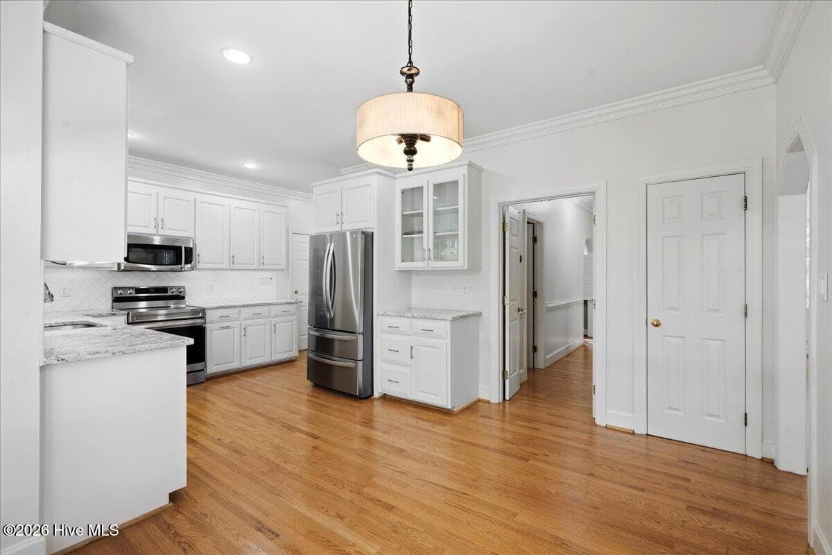 Single Family Residence at 5002 Greenbrier Lane N, Wilson, NC 27896, photo 7 of 45