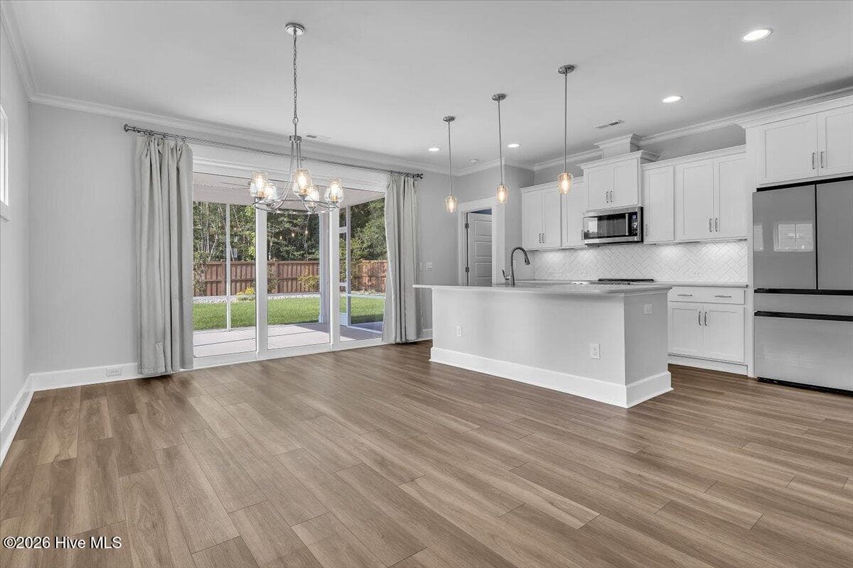 Single Family Residence at 504 Beaumont Oaks Drive, Wilmington, NC 28411, photo 11 of 83