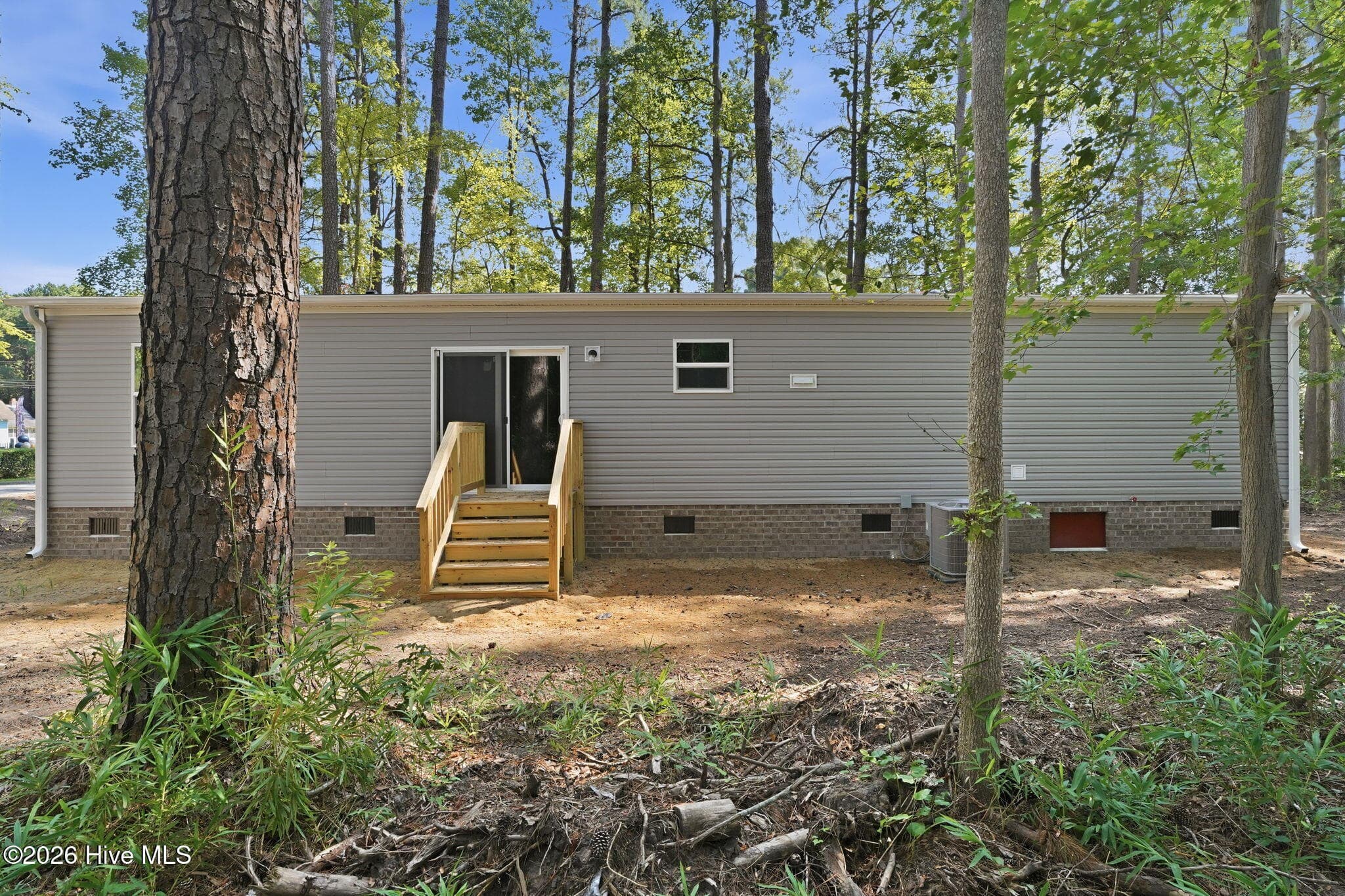 Manufactured Home at 135 E Main Street, Rocky Mount, NC 27803, photo 5 of 5