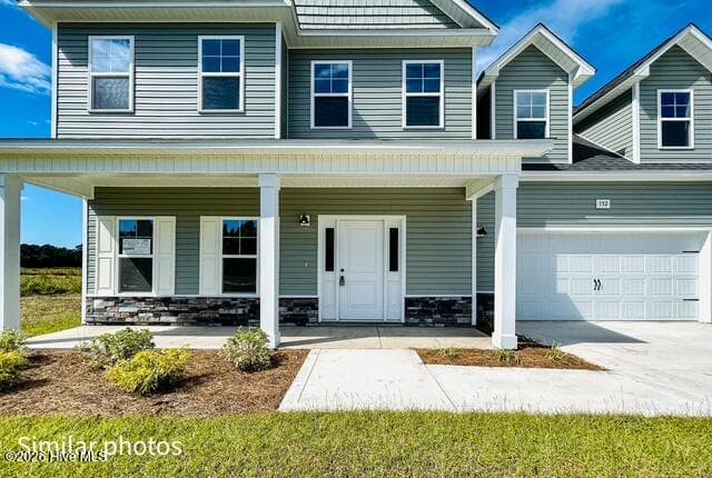 Single Family Residence at 152 Woodford Drive, Jacksonville, NC 28540, photo 4 of 117