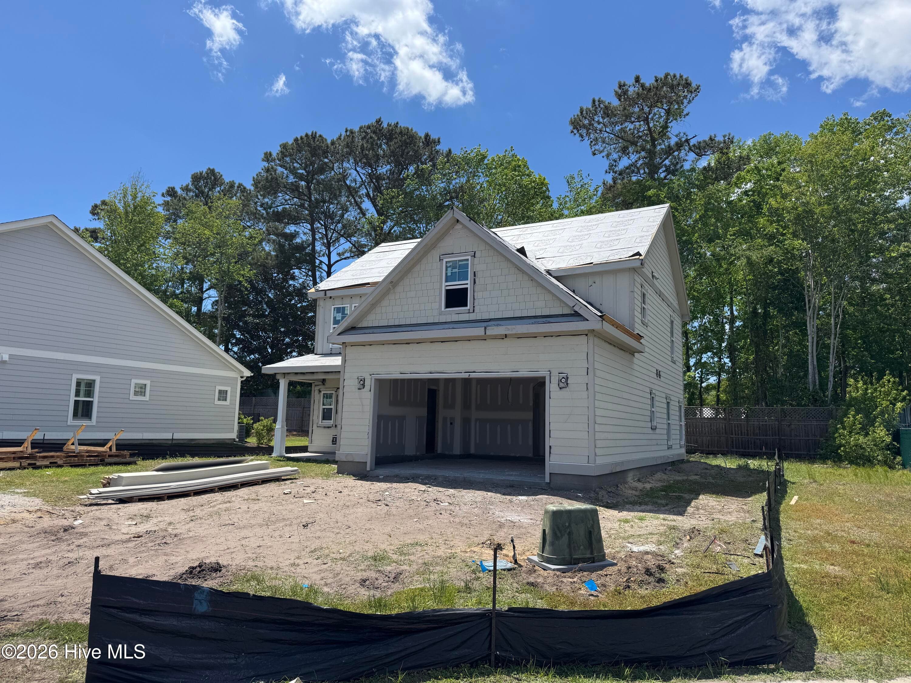Single Family Residence at 2027 Greenside Manor Drive SW, Ocean Isle Beach, NC 28469, photo 4 of 21