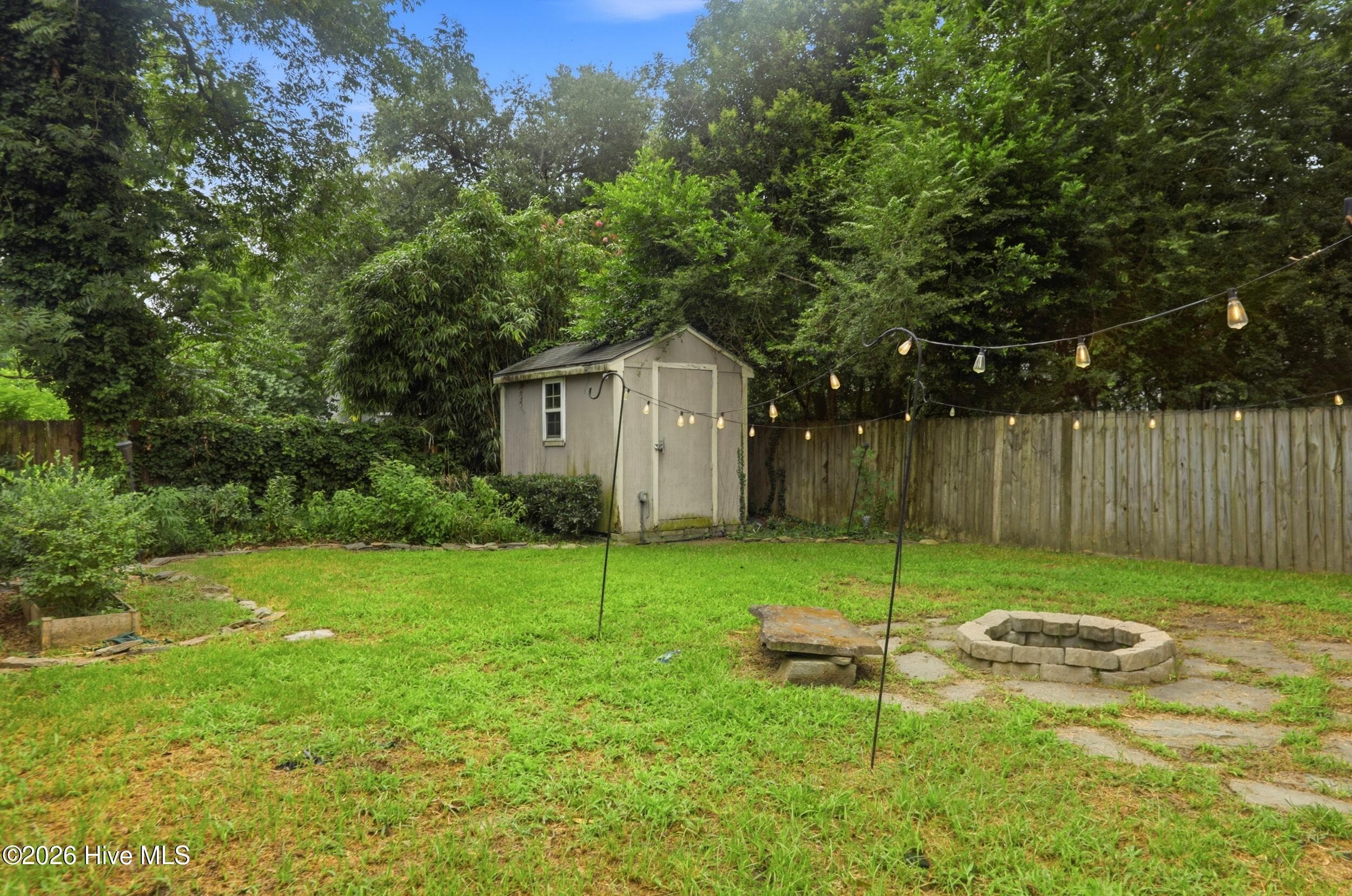 Single Family Residence at 307 Avenue B, New Bern, NC 28560, photo 38 of 55