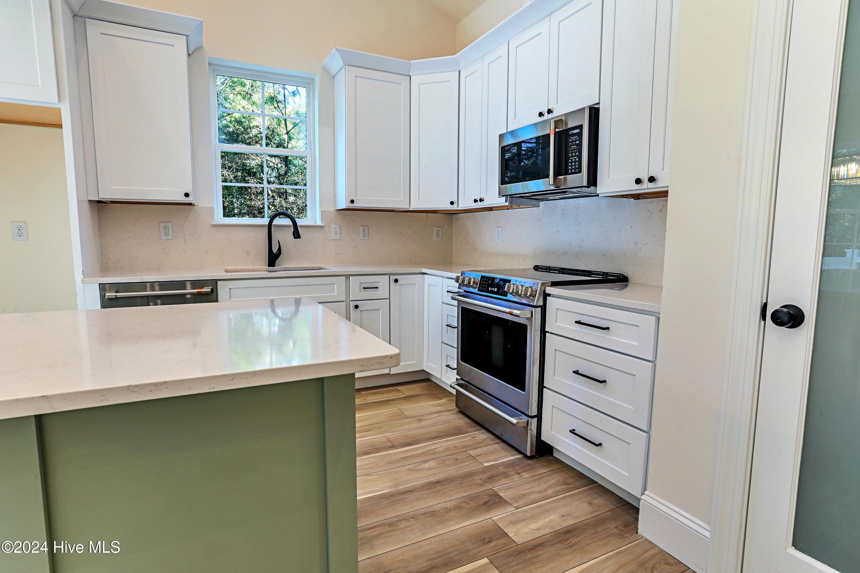 Single Family Residence at 3375 Sandridge Lane SW, Supply, NC 28462, photo 21 of 73
