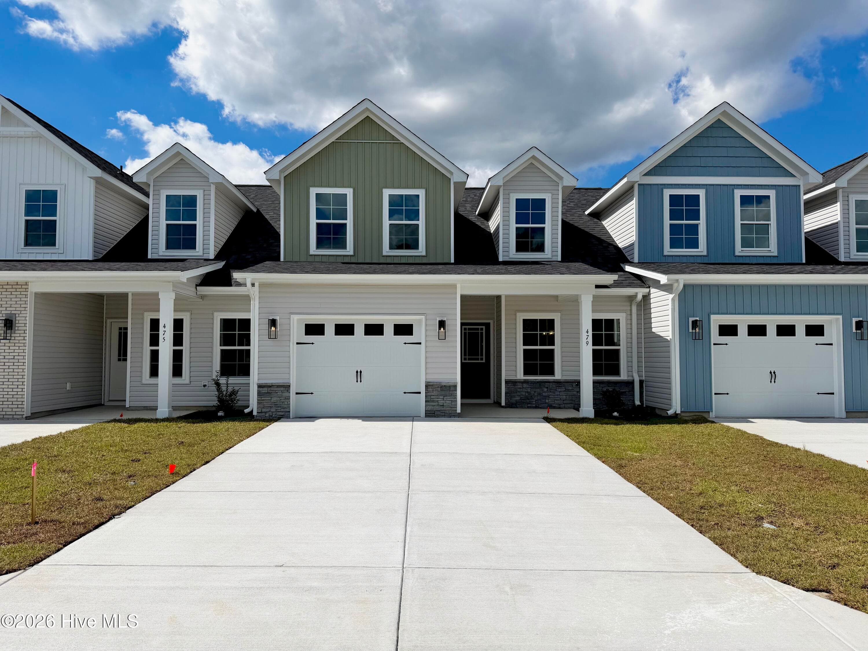 Townhouse at 479 Timbercrest Circle SE, Bolivia, NC 28422, photo 2 of 63