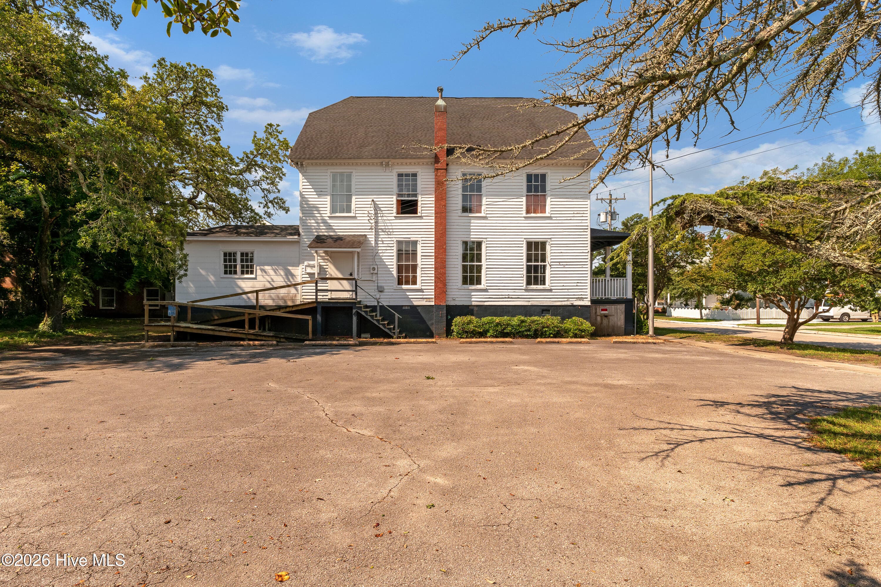 Single Family Residence at 204 Turner Street, Beaufort, NC 28516, photo 31 of 47