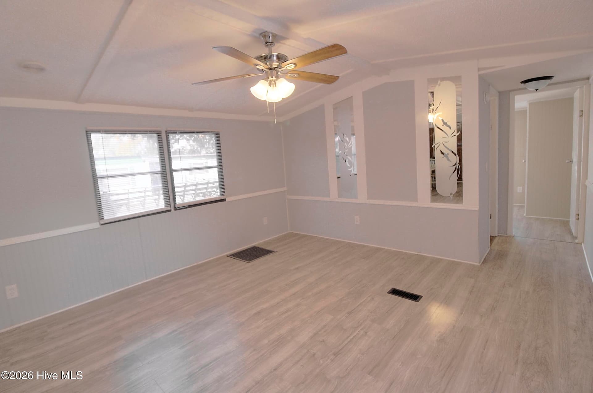 Manufactured Home at 2937 Indian Street SW, Supply, NC 28462, photo 3 of 14