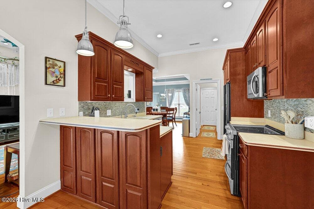 Single Family Residence at 111 Wyndham Way, Wilmington, NC 28411, photo 15 of 75