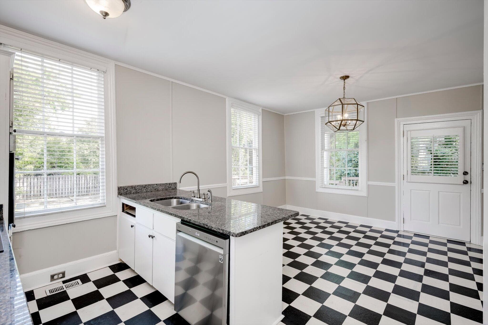 Single Family Residence at 1428 Stovall Street, Augusta, GA 30904, photo 24 of 43