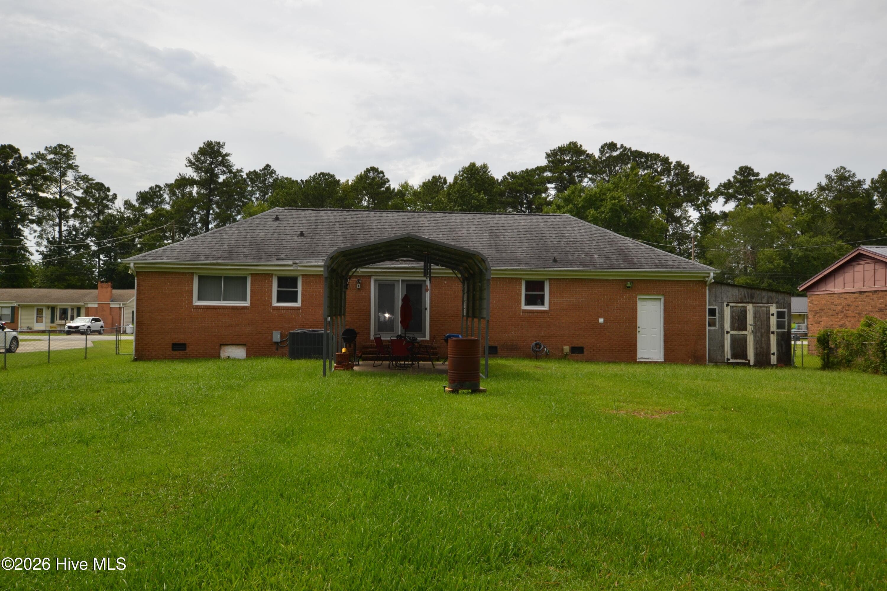 Single Family Residence at 126 Dare Drive, New Bern, NC 28560, photo 16 of 18