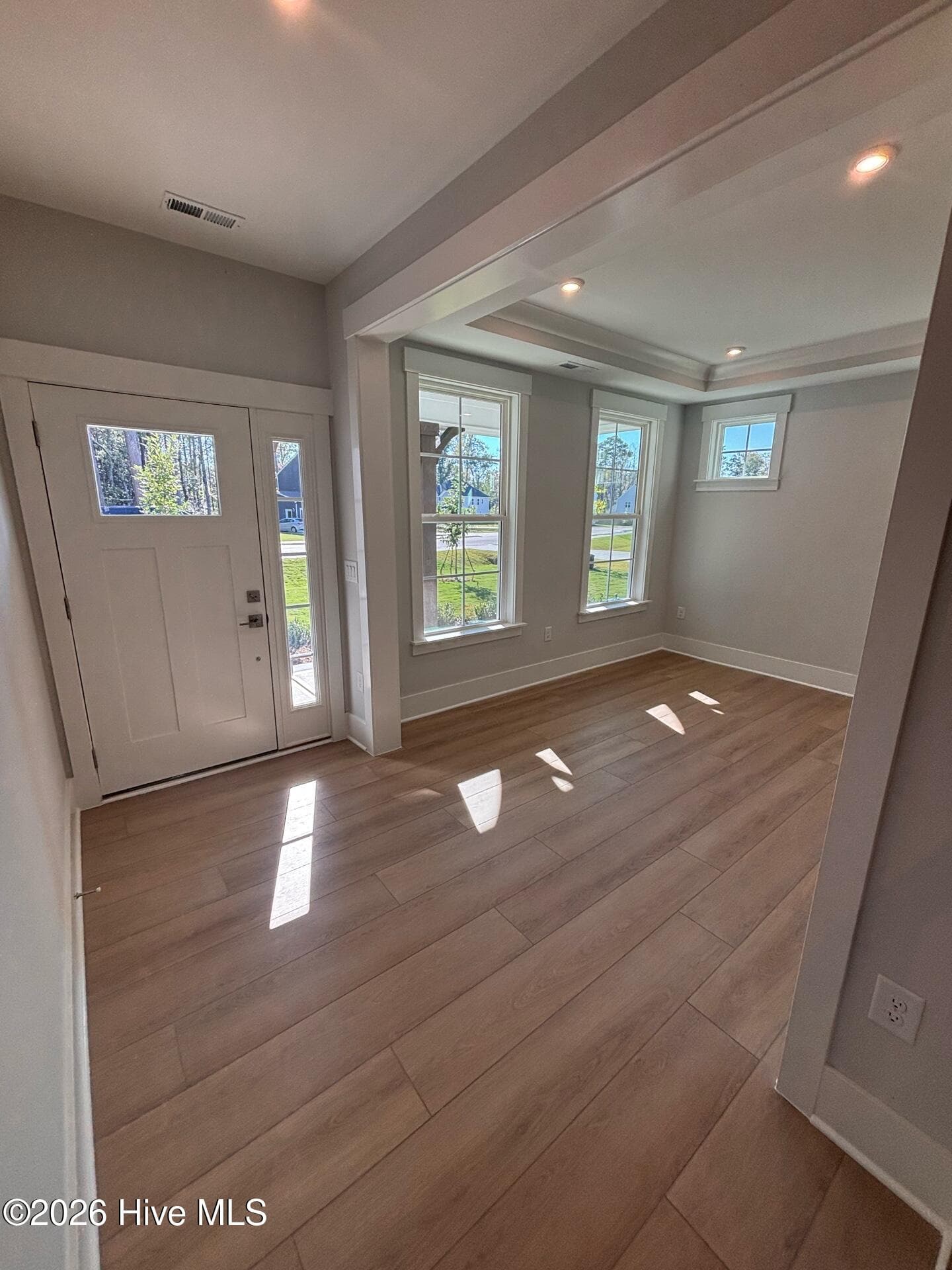Single Family Residence at 370 Glade Drive, Aberdeen, NC 28315, photo 5 of 48