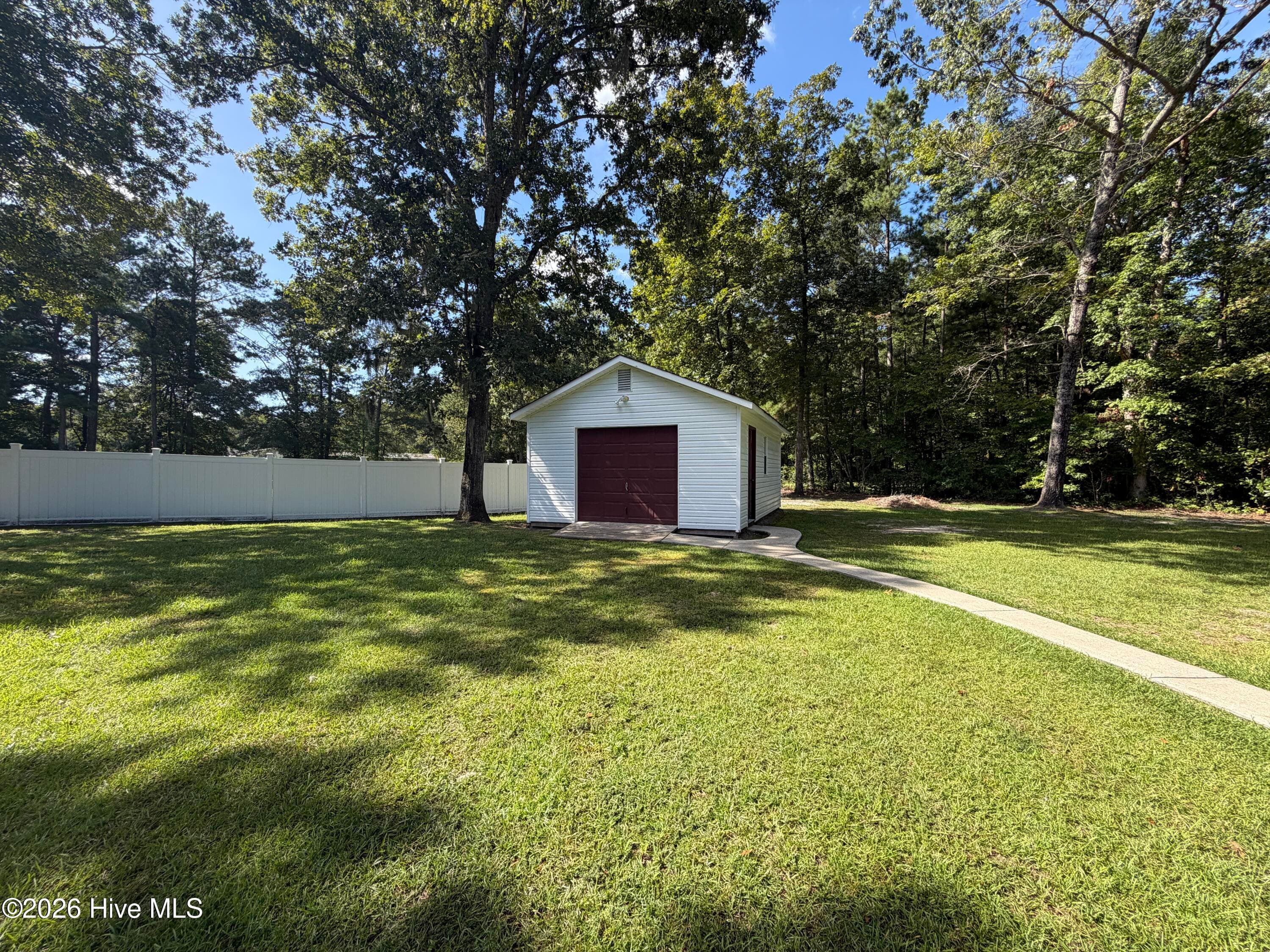 Single Family Residence at 900 Perrytown Road, New Bern, NC 28562, photo 25 of 84