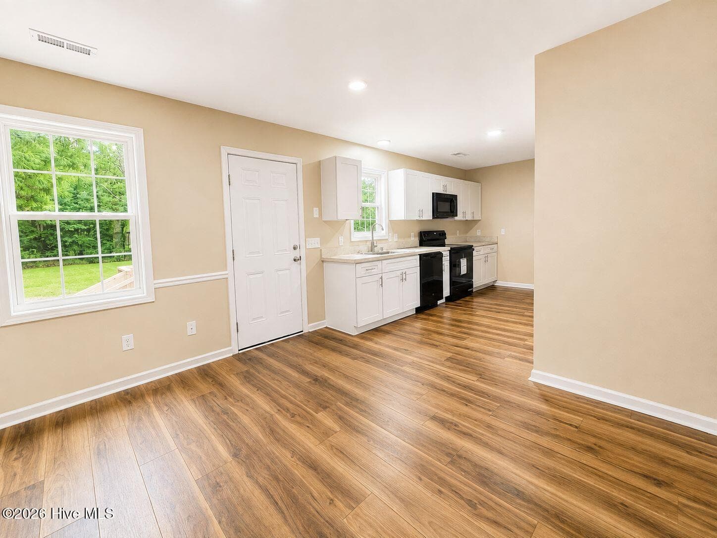 Single Family Residence at 404 Betty Drive, Elizabeth City, NC 27909, photo 2 of 121