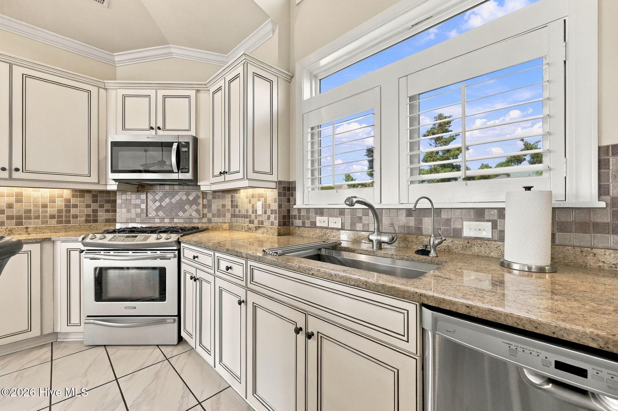 Kitchen - 101 Jackson Avenue, Emerald Isle, NC 28594, Emerald Isle