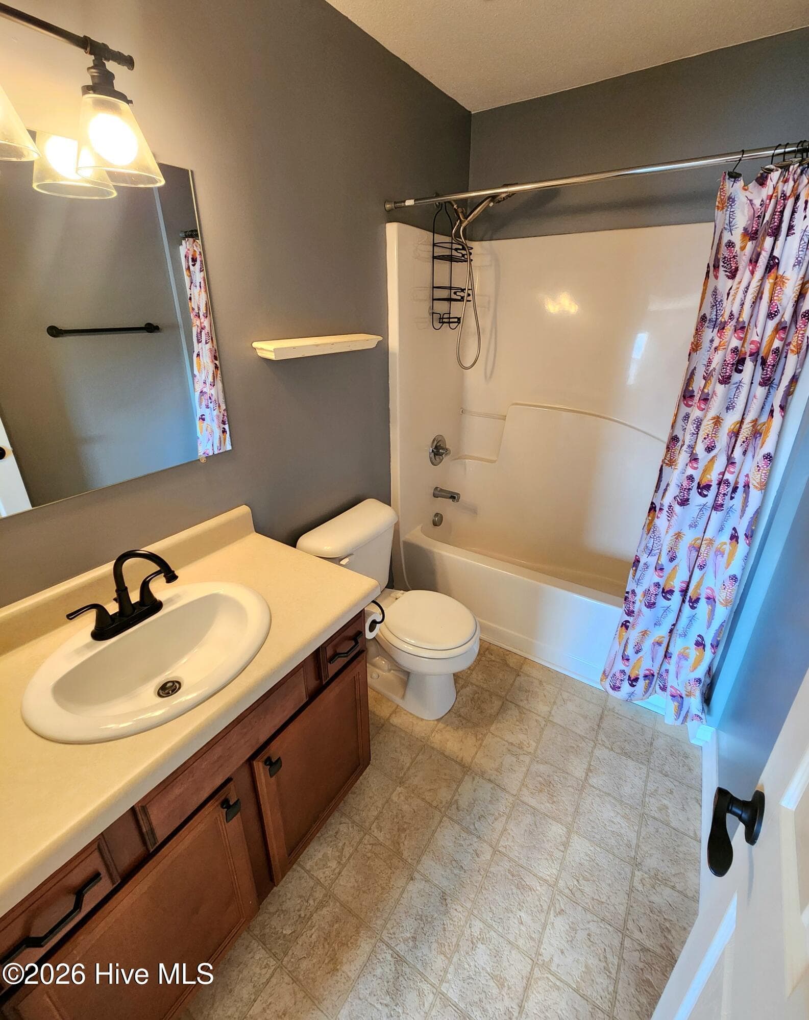 Guest Bath - 182 Kelly Circle, Hubert, NC 28539