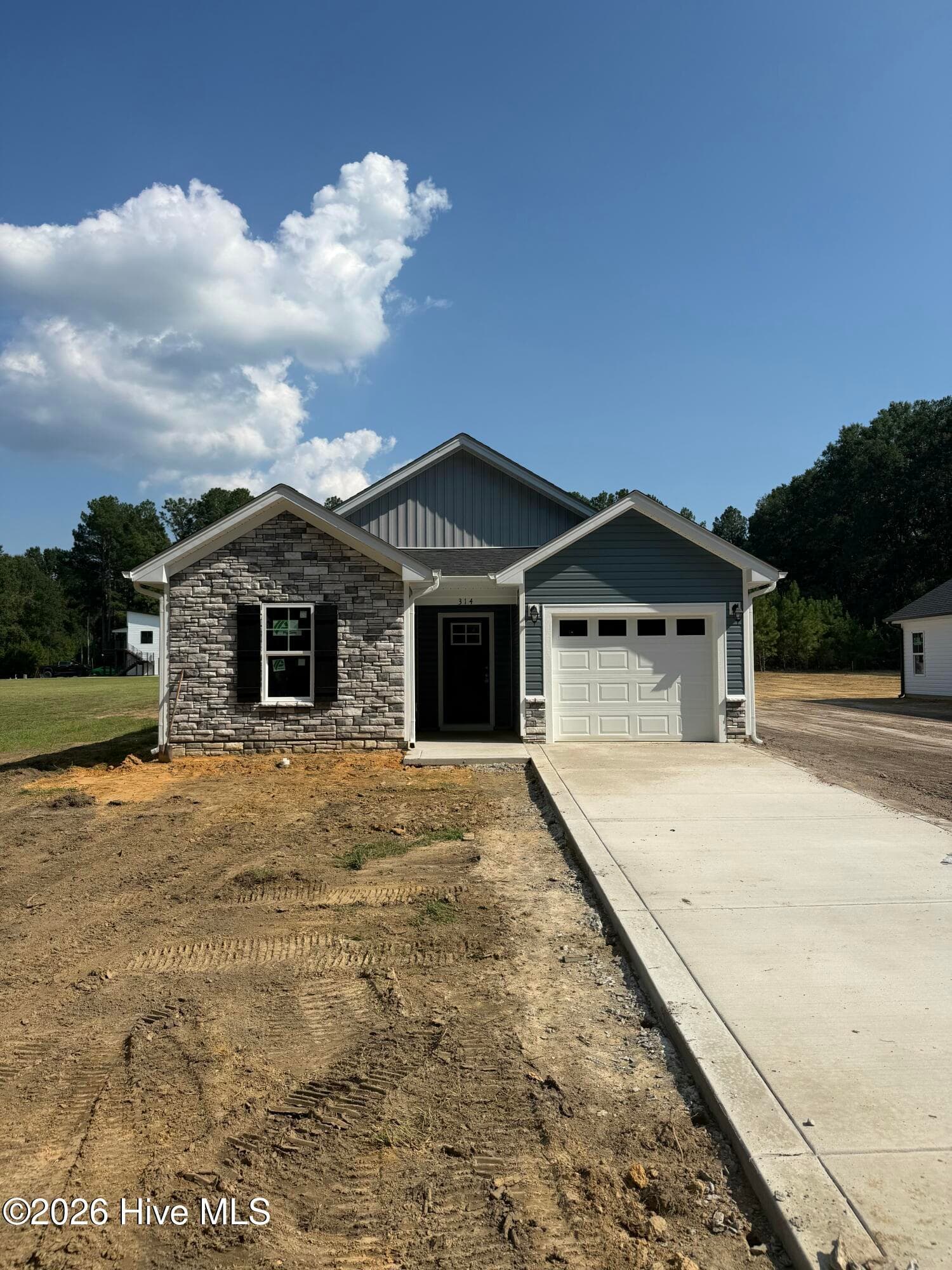 314 E Howard Street, Roseboro, NC 28382