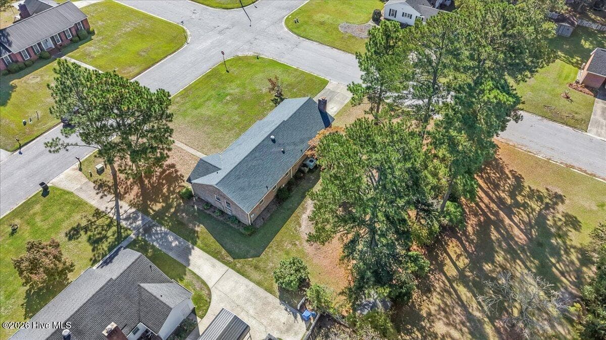 Single Family Residence at 3000 Camelot Drive, Kinston, NC 28504, photo 15 of 51