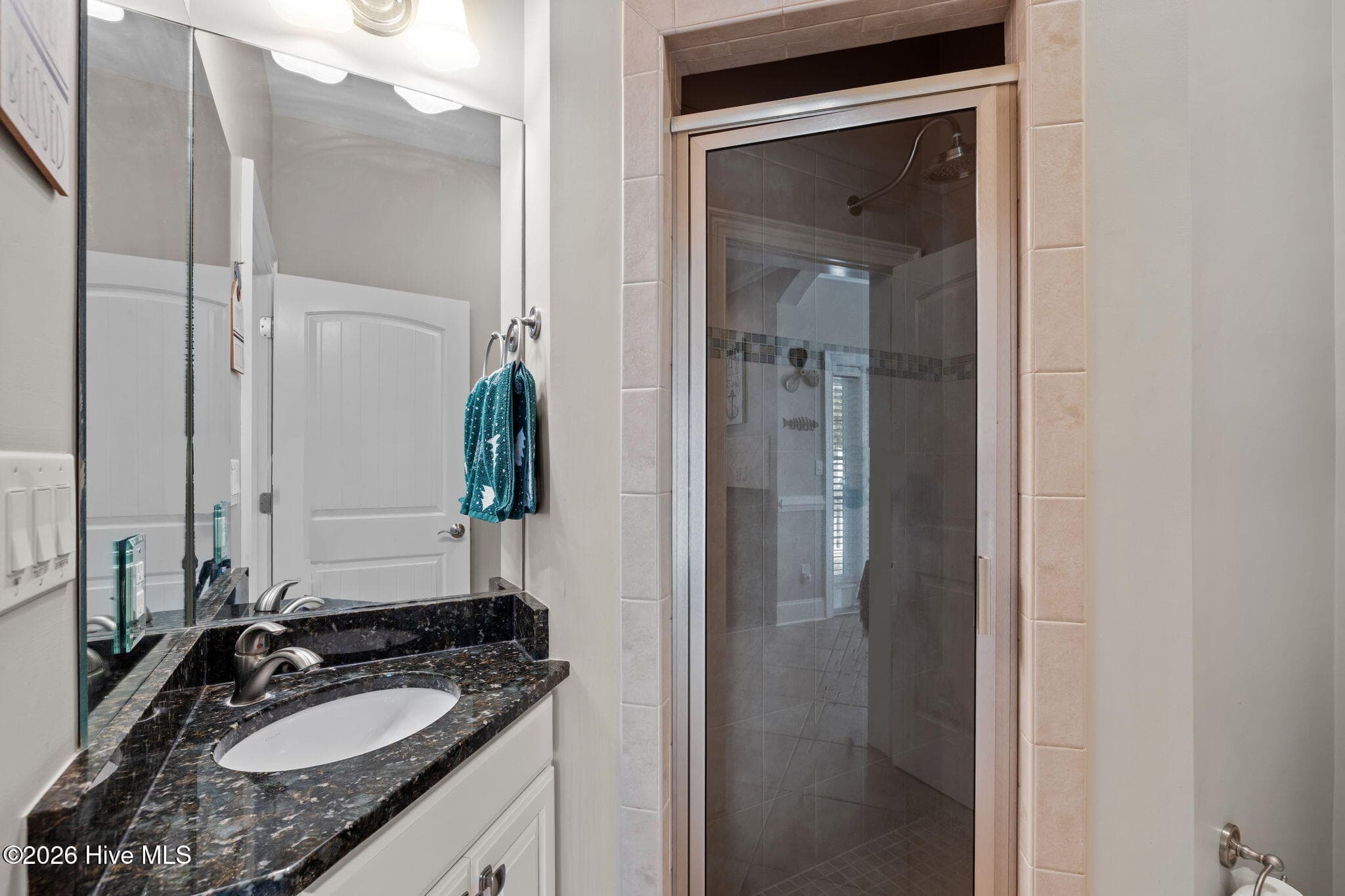 Level 1 bath (2) - 109 Key West Lane, Newport, NC 28570