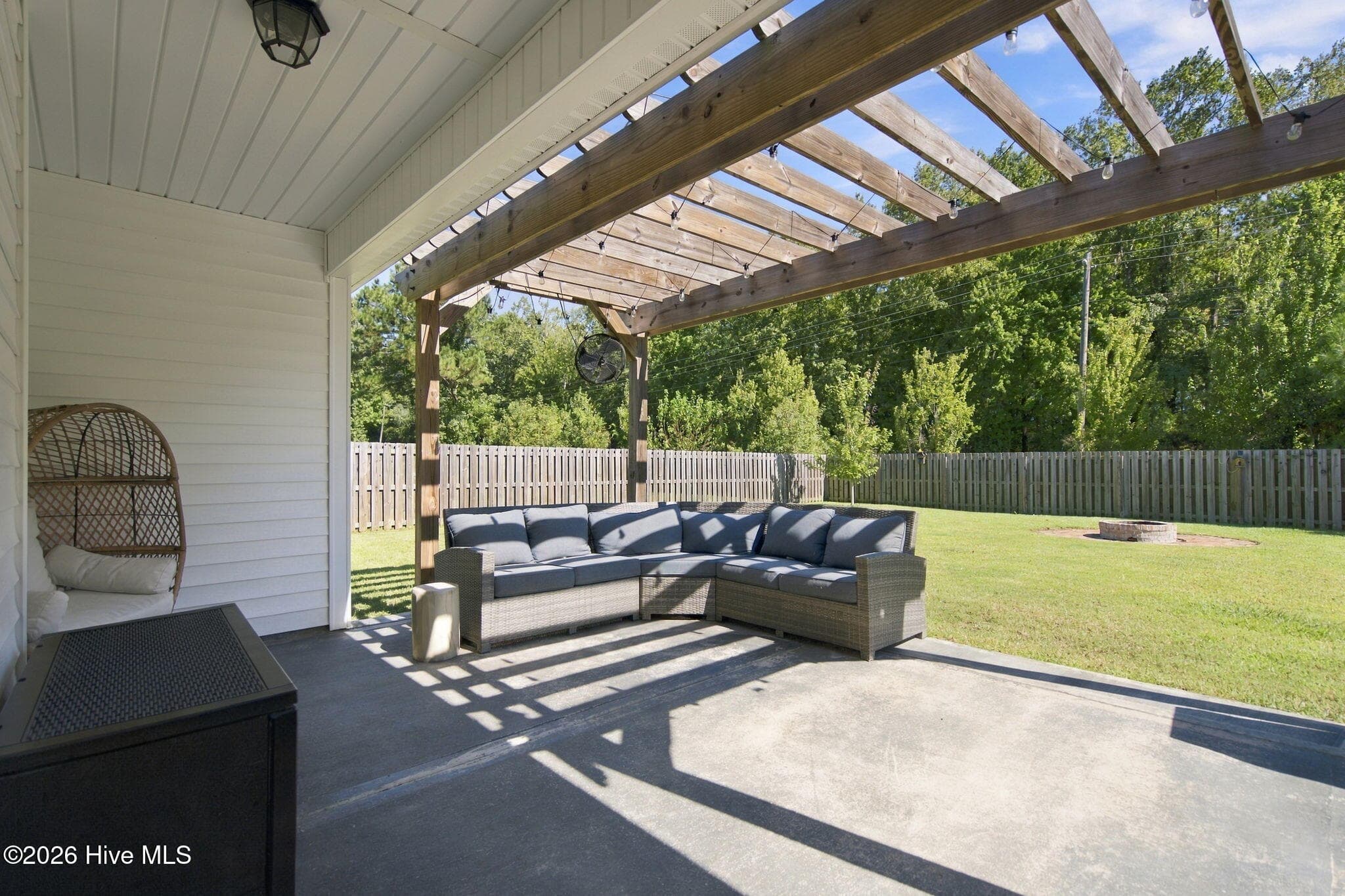 Single Family Residence at 2024 Blue Bonnet Circle, Castle Hayne, NC 28429, photo 33 of 42