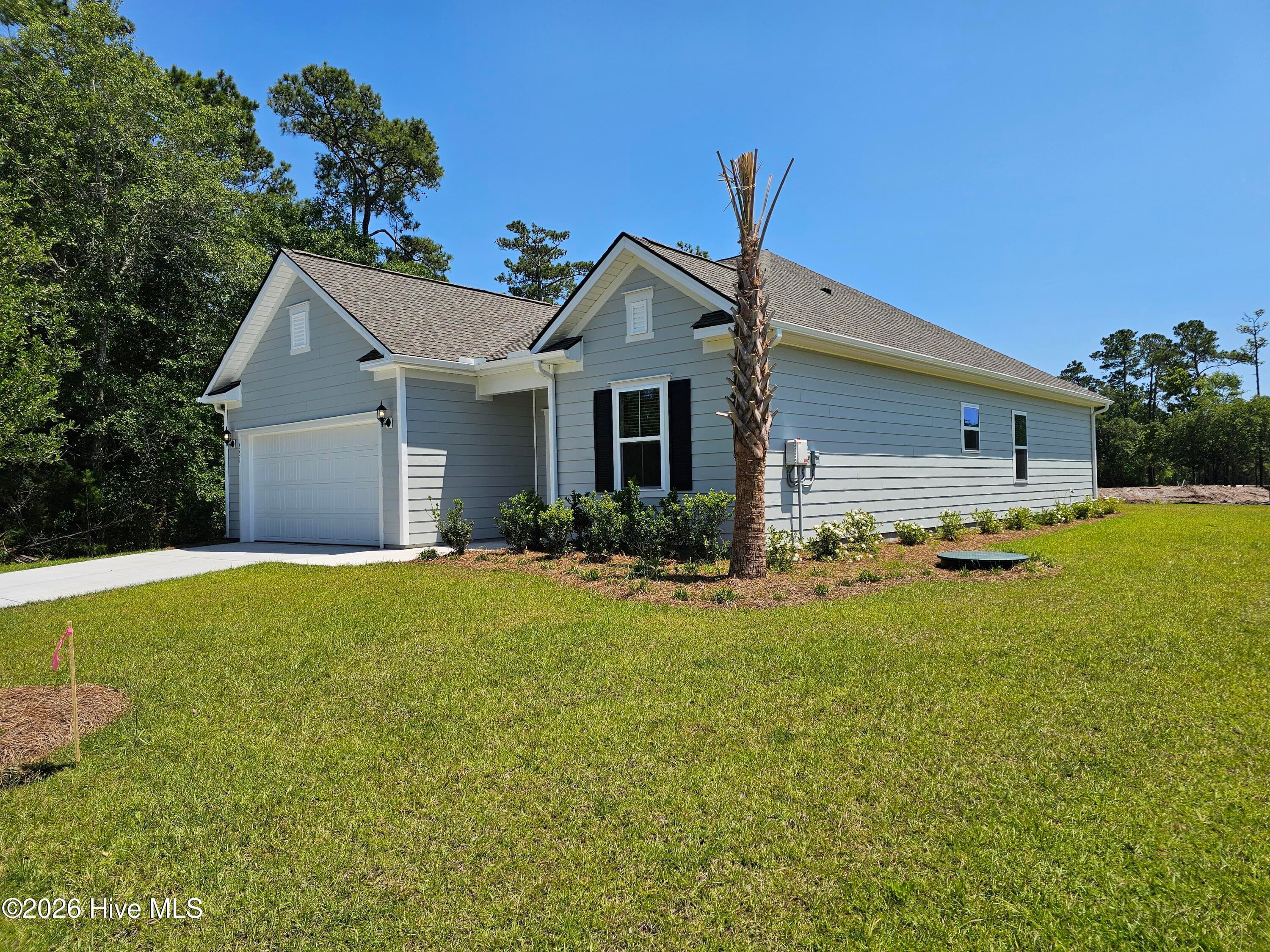 Single Family Residence at 531 Glitter Bay Loop, Shallotte, NC 28470, photo 12 of 115