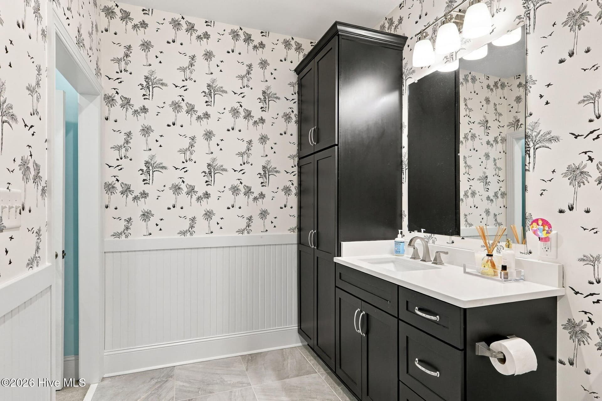 Single Family Residence at 111 Nina Drive, Emerald Isle, NC 28594, photo 19 of 41