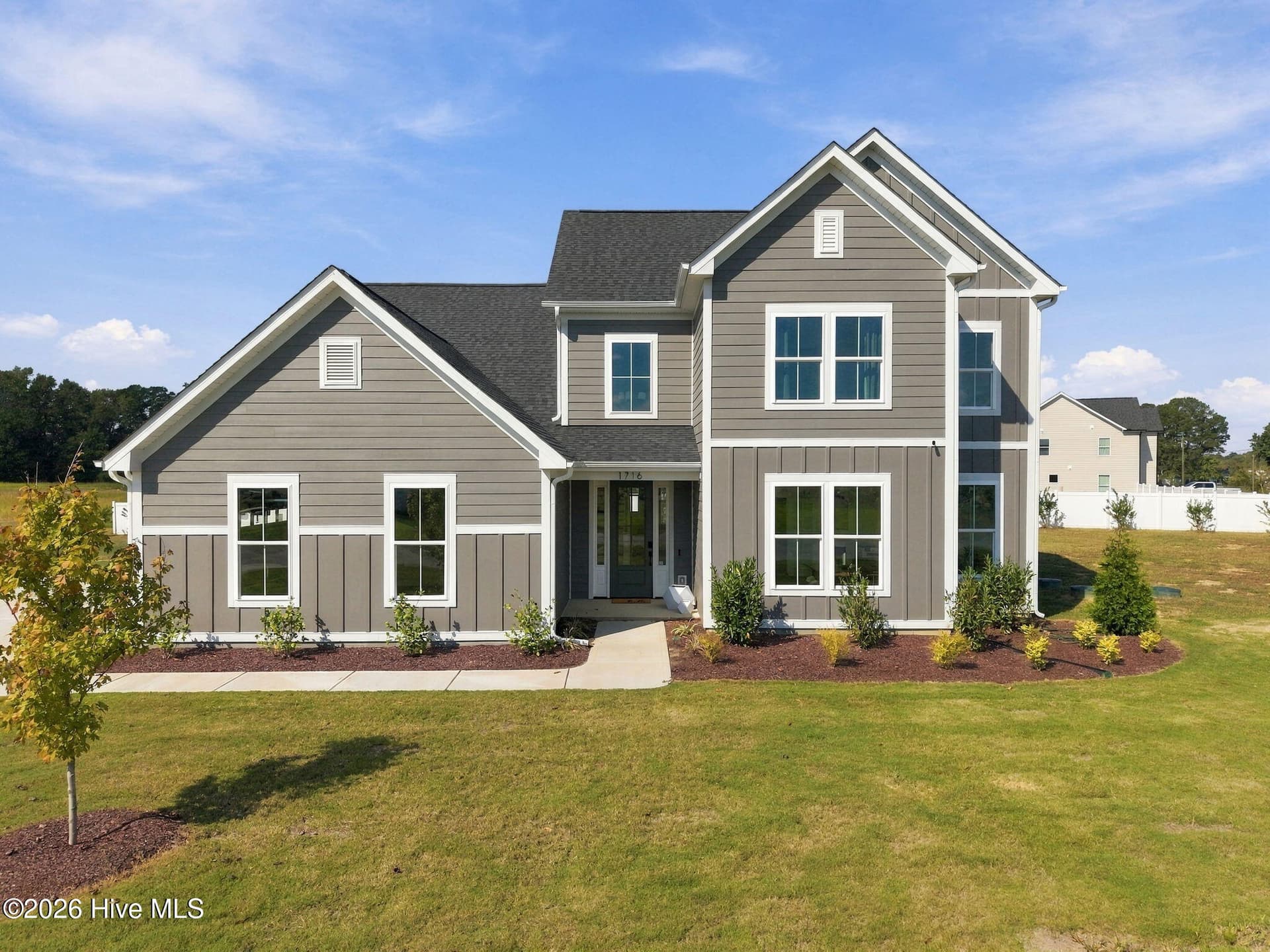 1716 Dixon Grove Lane, Grimesland, NC 27837