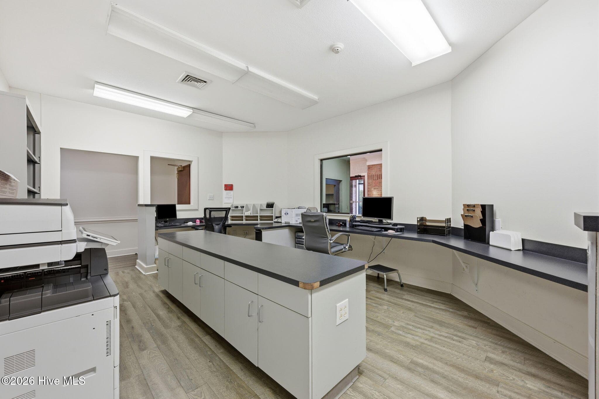 Commercial Sale at 612 Mccarthy Boulevard B, New Bern, NC 28562, photo 44 of 60