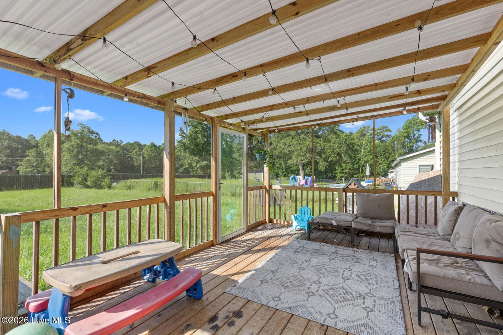 Single Family Residence at 651 Queens Creek Road, Hubert, NC 28539, photo 20 of 23