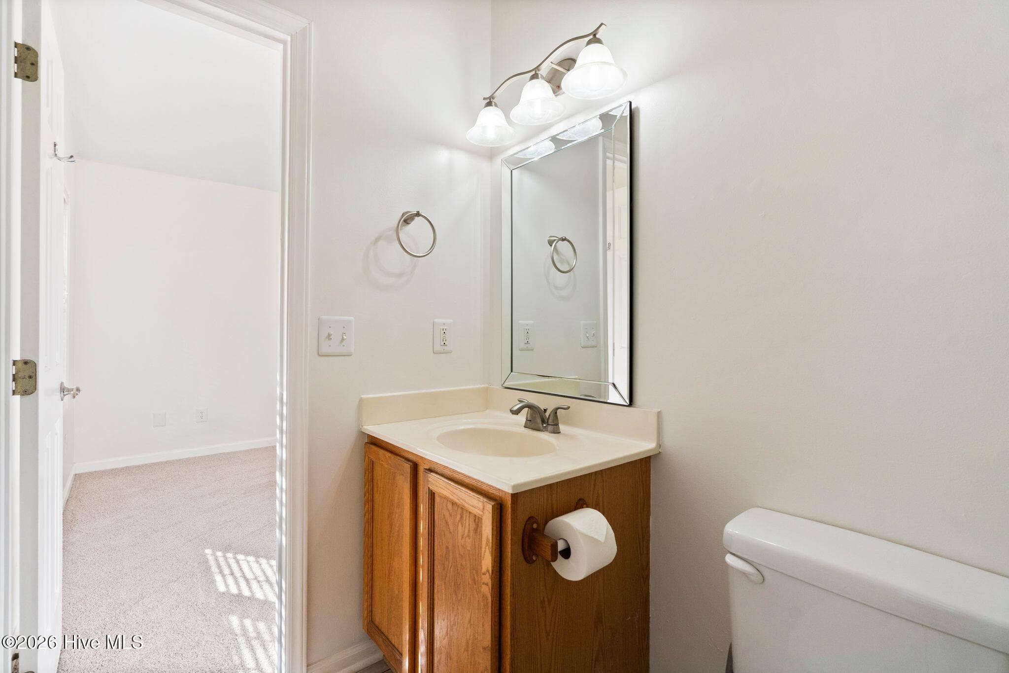 Single Family Residence at 811 Grathwol Drive, Wilmington, NC 28405, photo 24 of 41