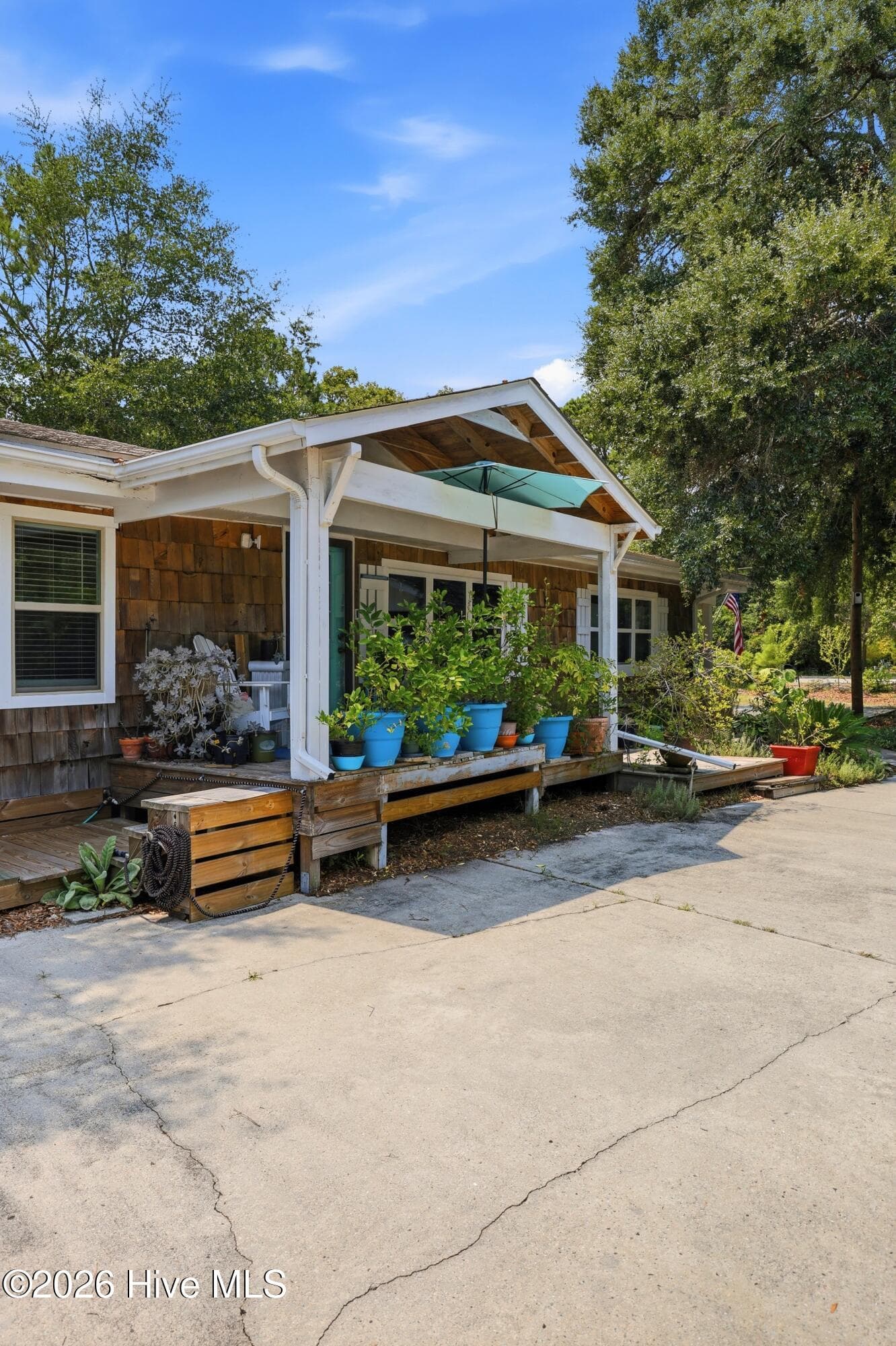 Manufactured Home at 9081 Beach Drive SW, Calabash, NC 28467, photo 4 of 65