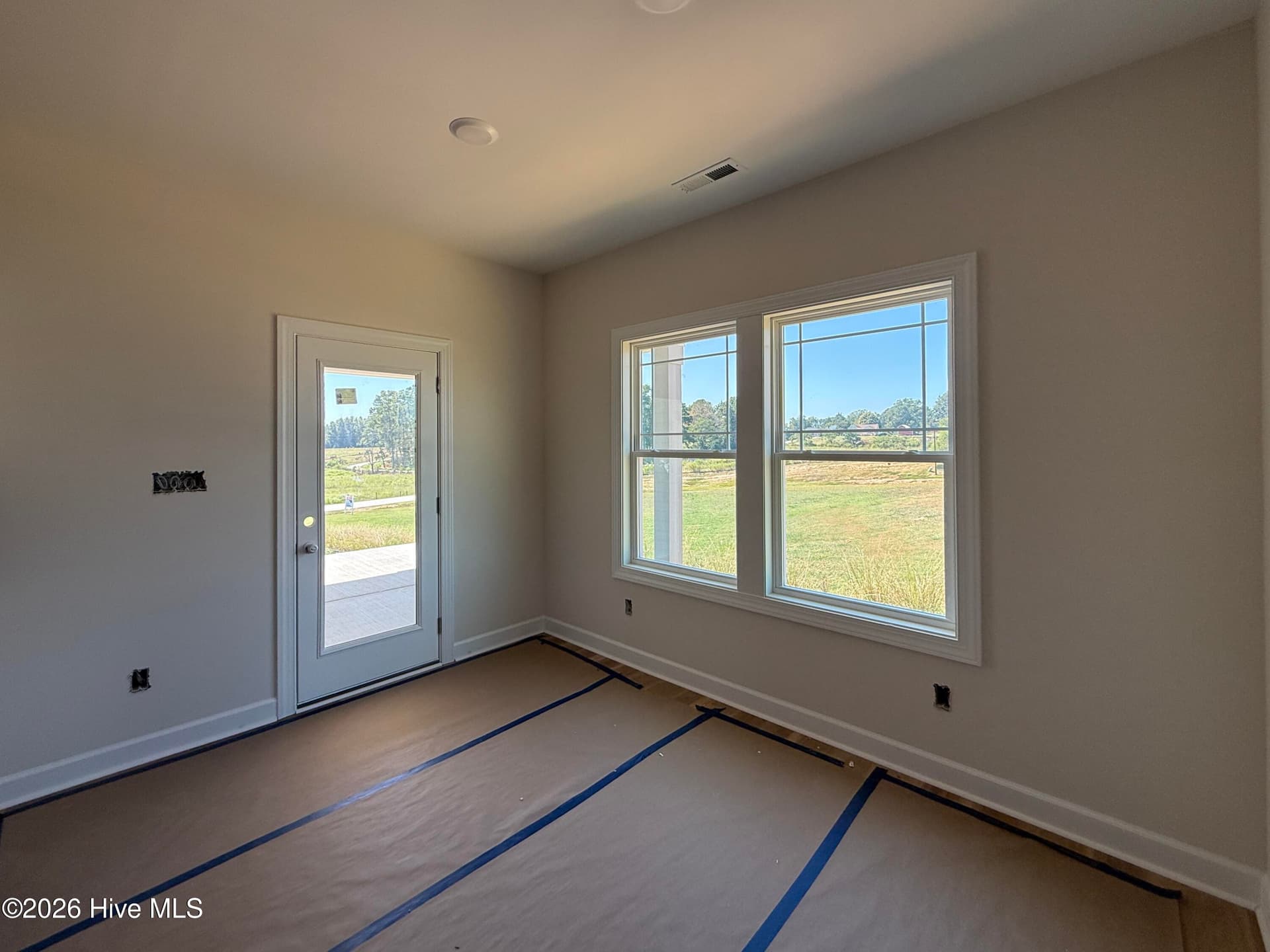 Single Family Residence at 14 Silver Court, Smithfield, NC 27577, photo 21 of 61