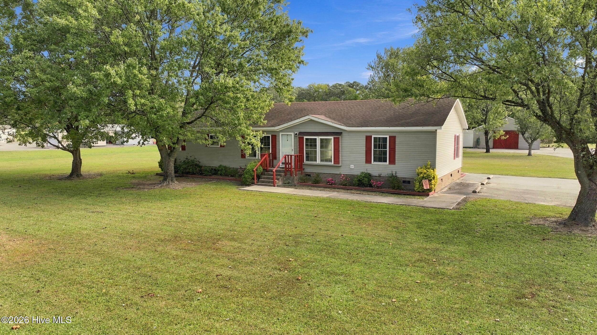 Single Family Residence at 419 Daniels Road, Corapeake, NC 27926, photo 2 of 43