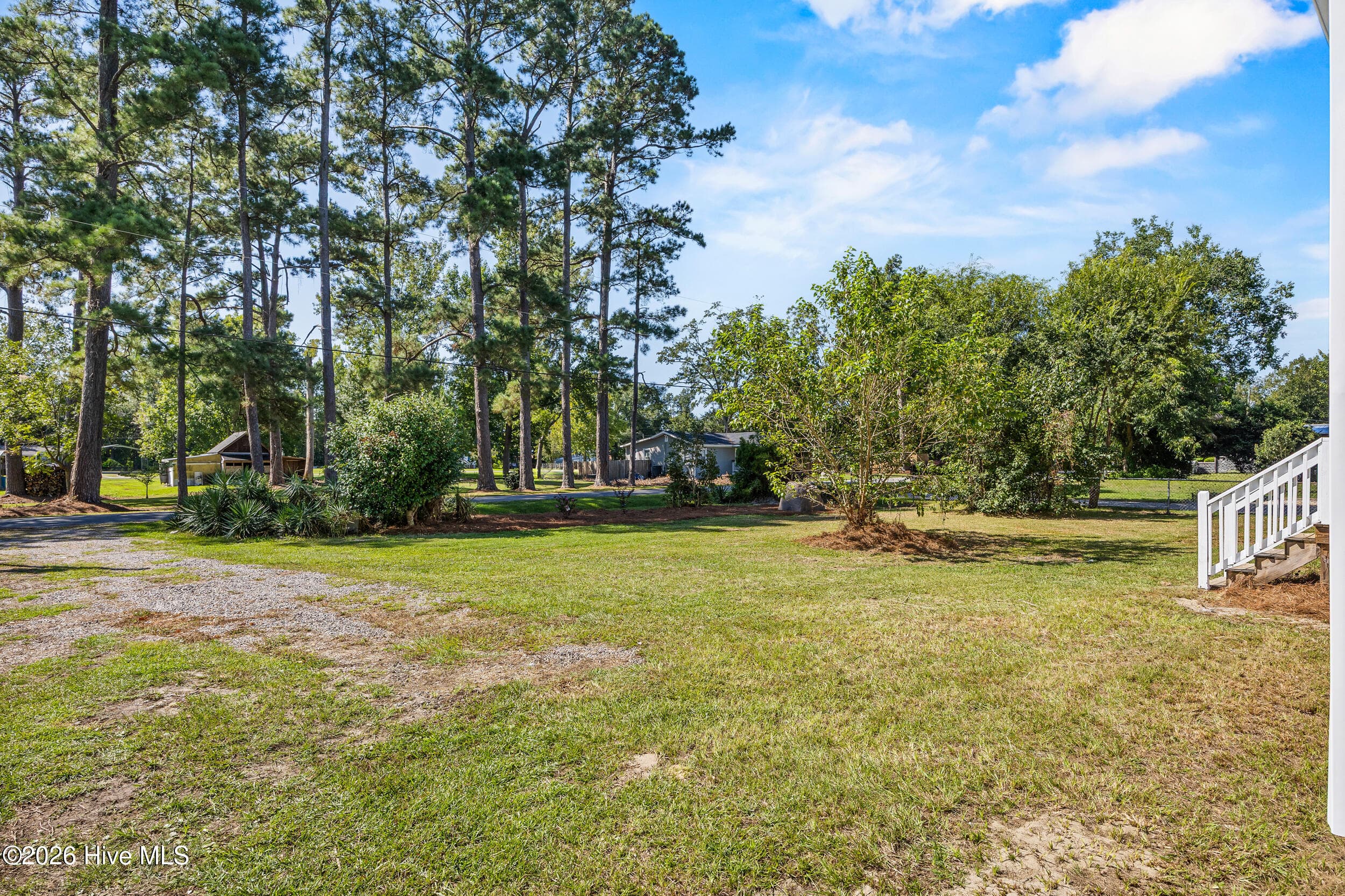 Manufactured Home at 2025 Teresa Drive, Castle Hayne, NC 28429, photo 8 of 40