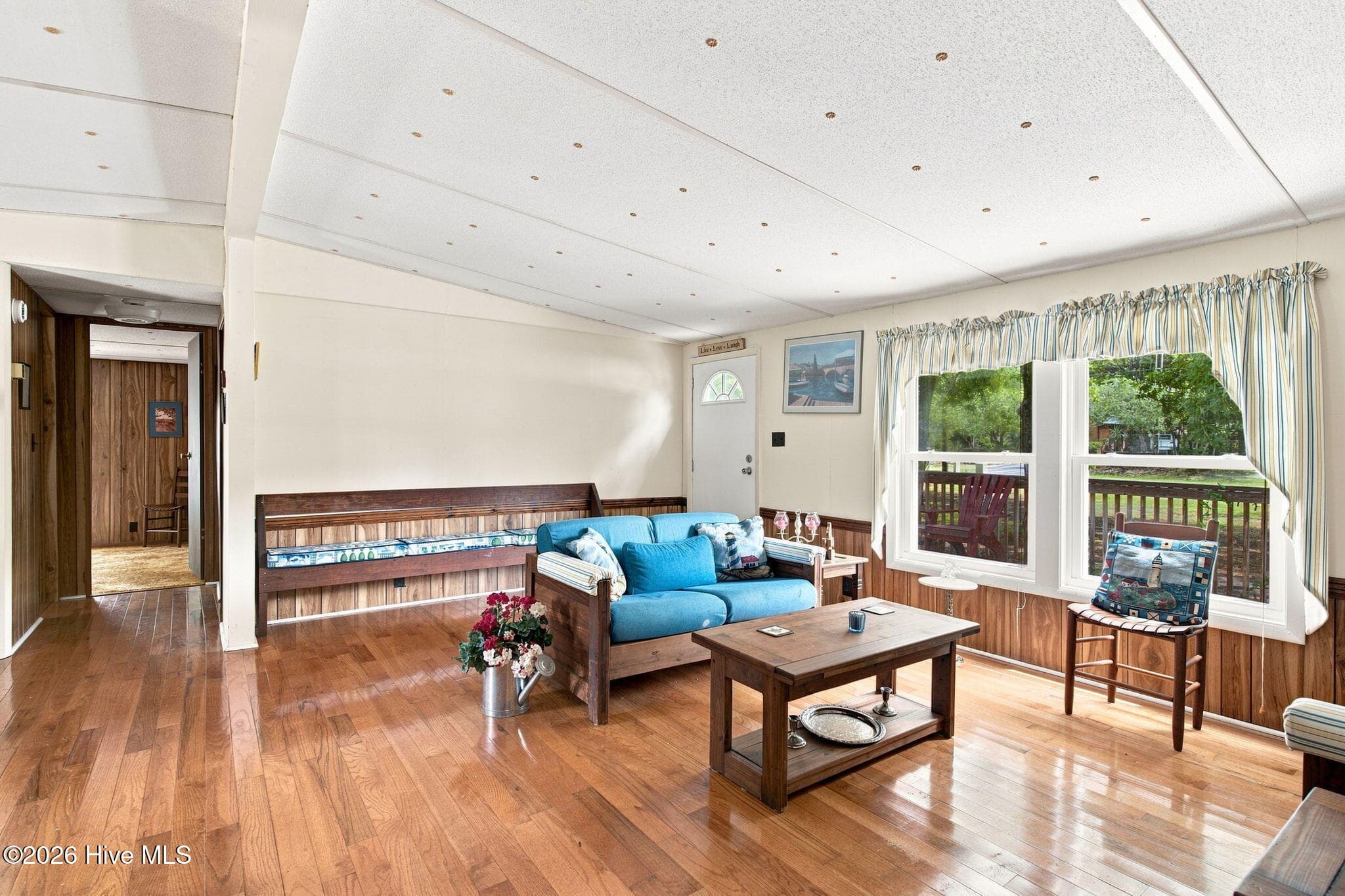 Manufactured Home at 1710 Ocean View Drive SW, Ocean Isle Beach, NC 28469, photo 6 of 41