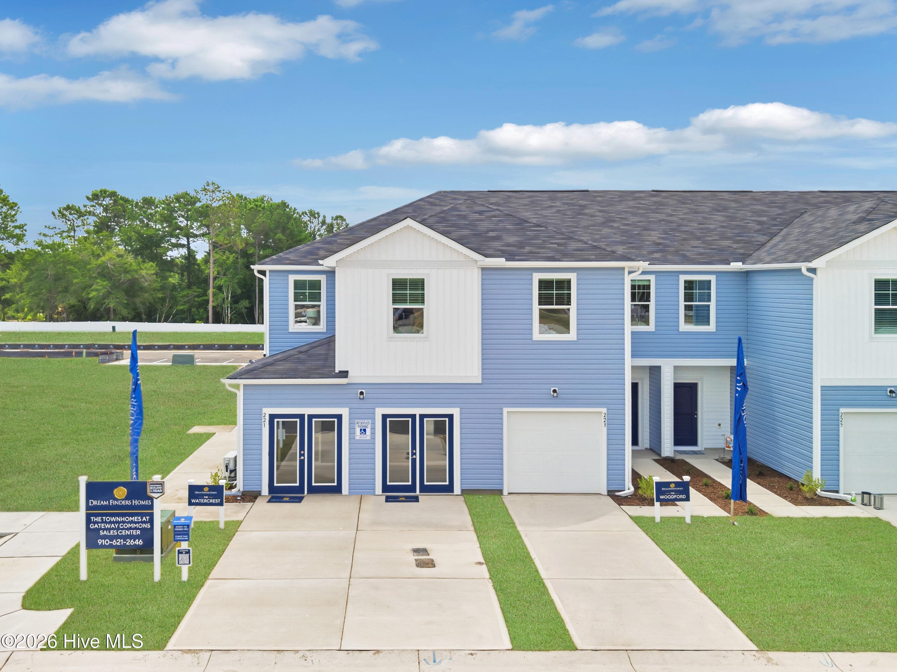Townhouse at 230 Senna Drive, Holly Ridge, NC 28445, photo 9 of 33