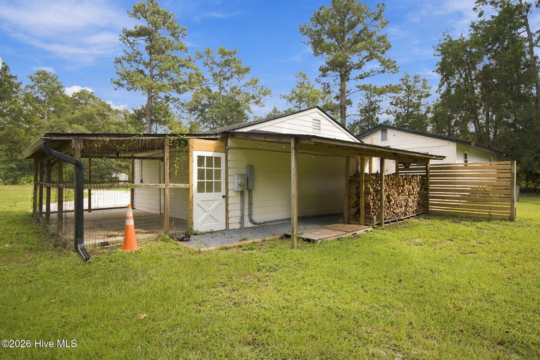 Single Family Residence at 190 Old Bridge Road, Rocky Point, NC 28457, photo 40 of 46