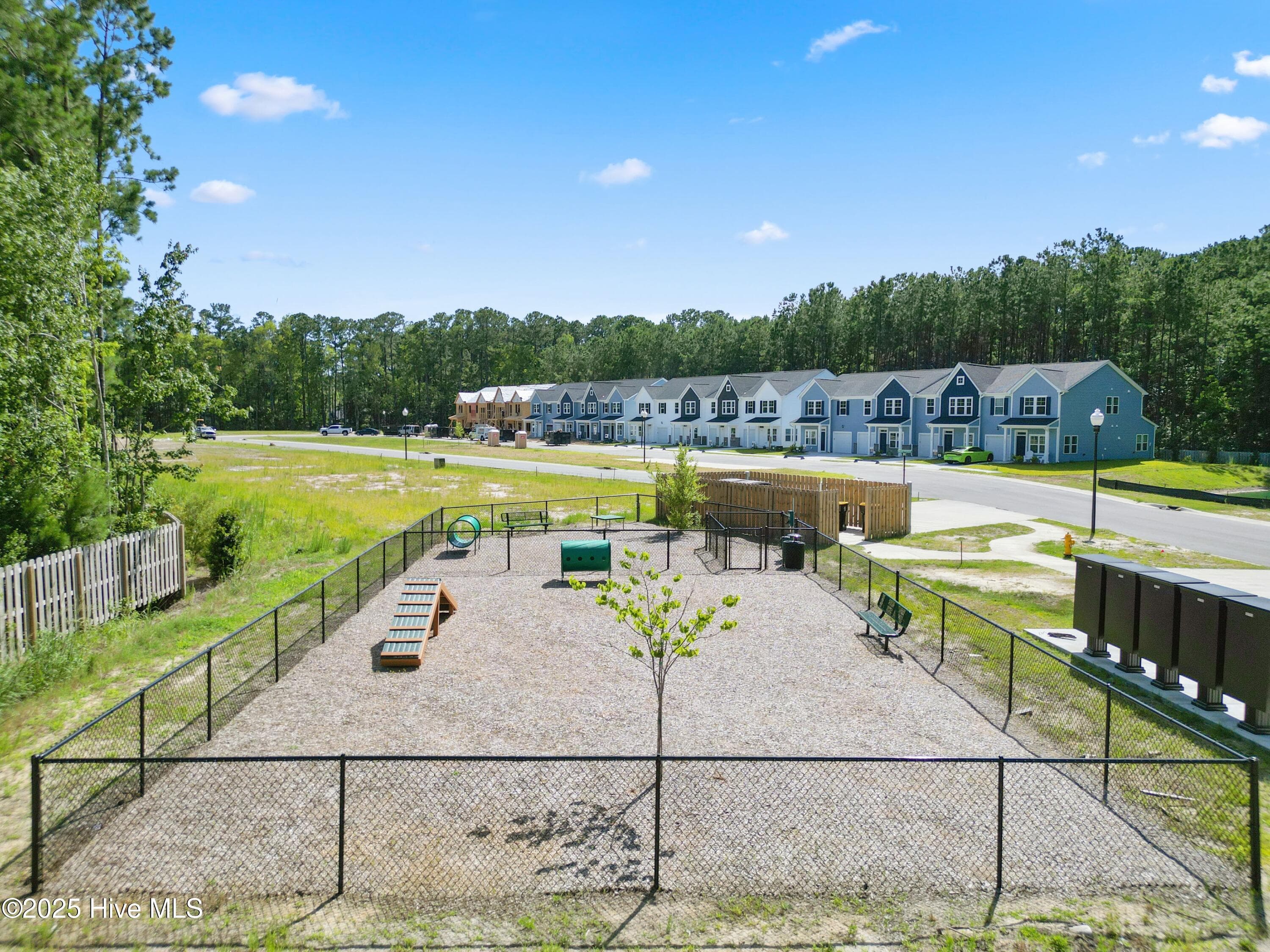 Townhouse at 838 Palm Frond Way NW, Calabash, NC 28467, photo 5 of 27