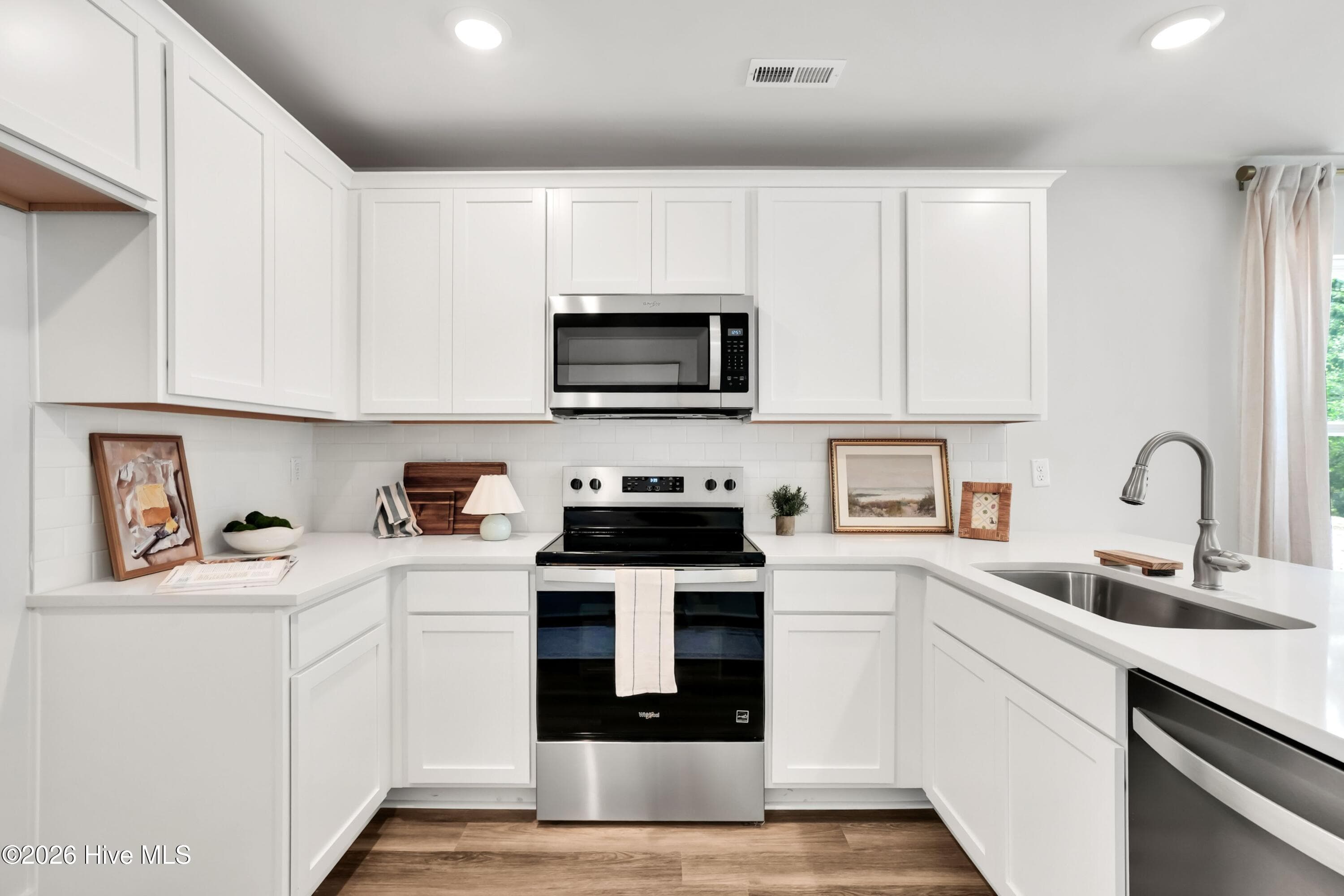 Townhouse at 204 Cashmere Court Lot 34, Wilmington, NC 28411, photo 10 of 56