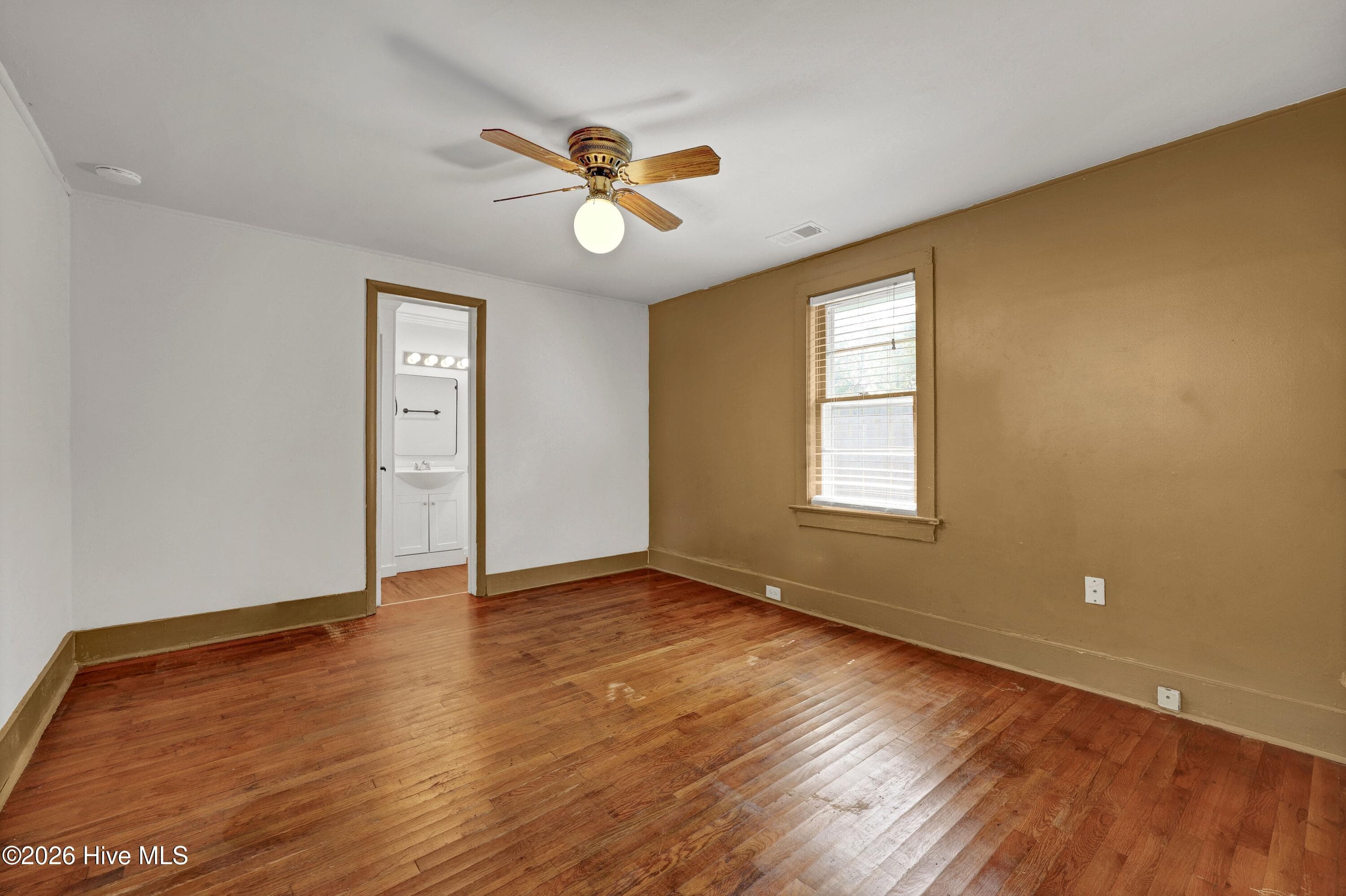 Single Family Residence at 1314 Queen Street, Wilmington, NC 28401, photo 23 of 29