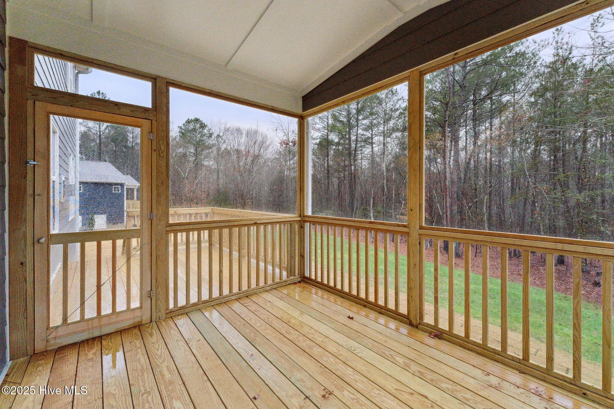 Single Family Residence at 1016 Doe Place, Wilmington, NC 28409, photo 11 of 36