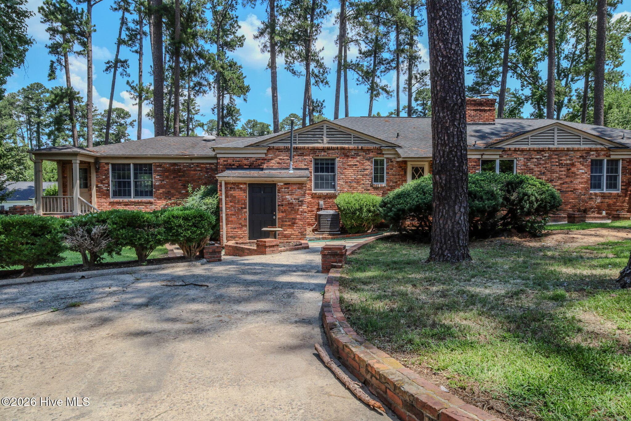 Single Family Residence at 711 Oberlin Road, Augusta, GA 30909, photo 17 of 59