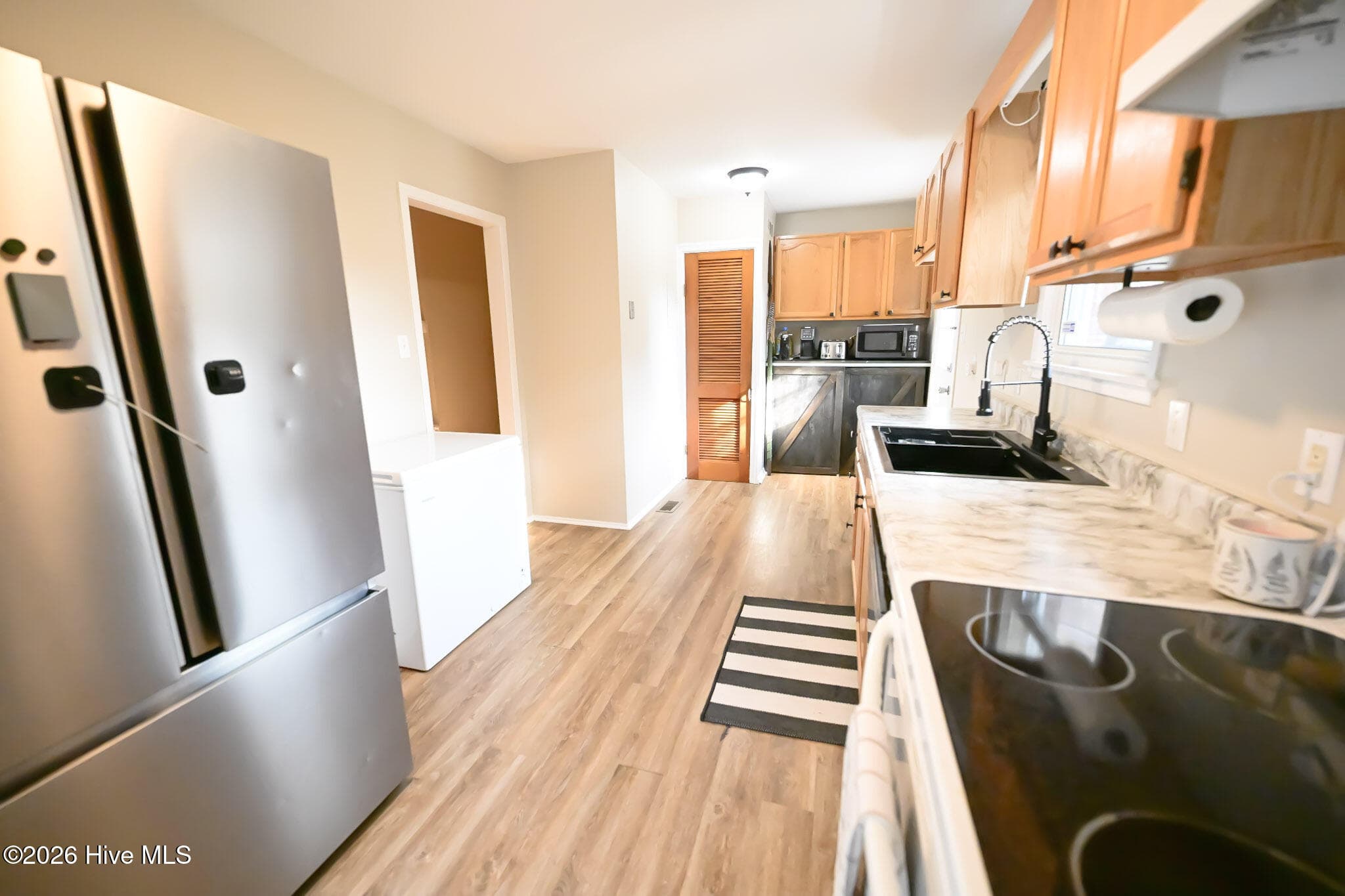 Single Family Residence at 704 Henderson Drive, Jacksonville, NC 28540, photo 15 of 28
