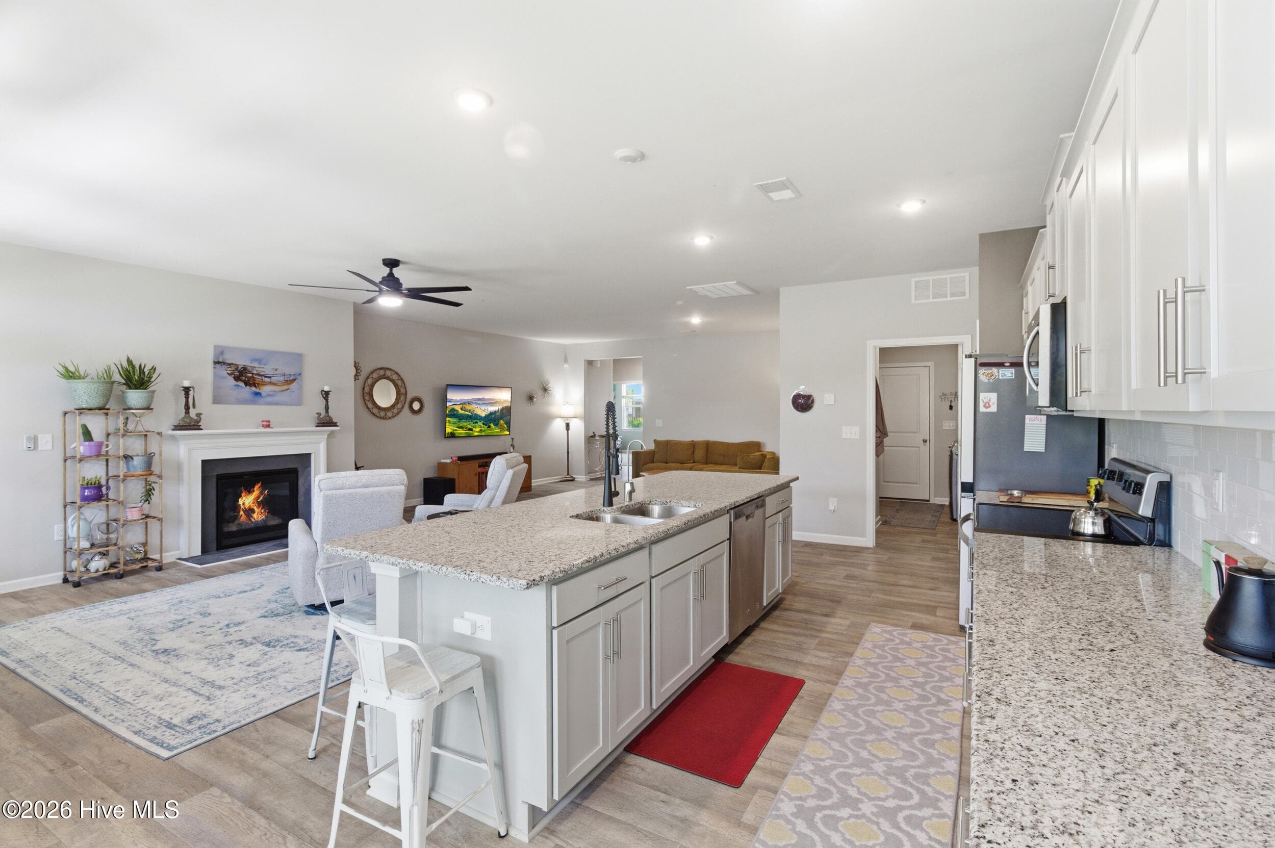 Kitchen / Dining / Living Room - 302 Ginger Drive, New Bern, NC 28560