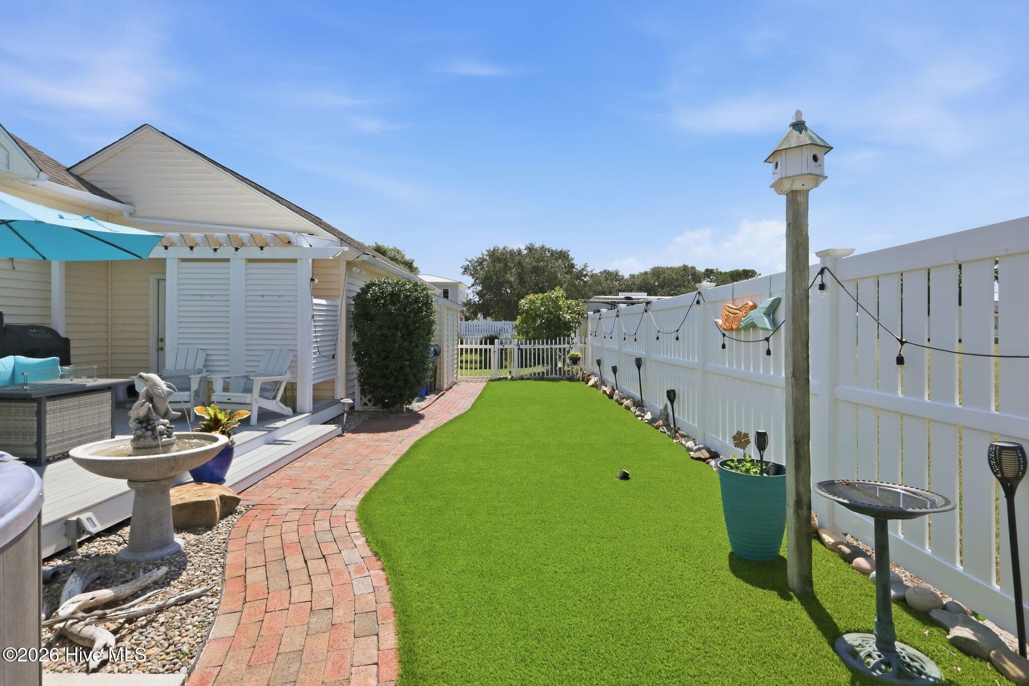 Single Family Residence at 200 Macgregor Drive, Beaufort, NC 28516, photo 38 of 58