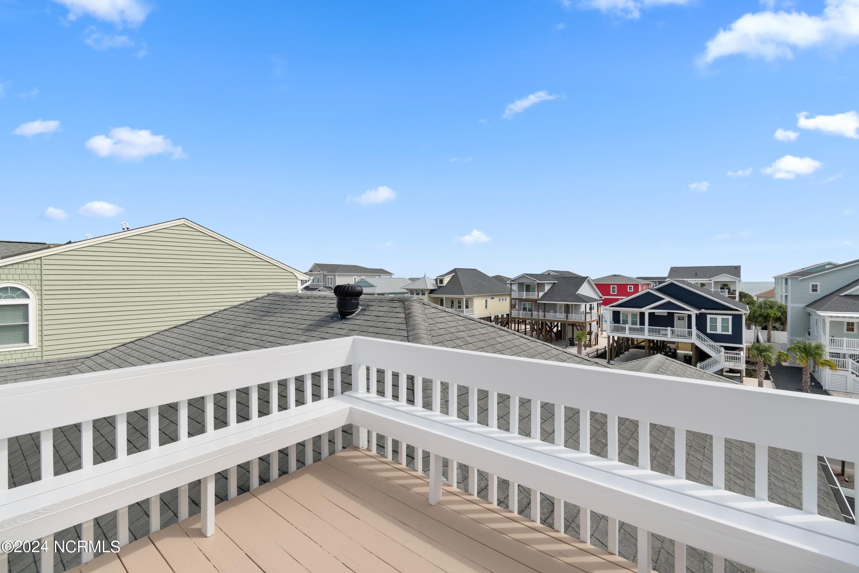 Single Family Residence at 272 Brunswick Avenue W, Holden Beach, NC 28462, photo 34 of 45