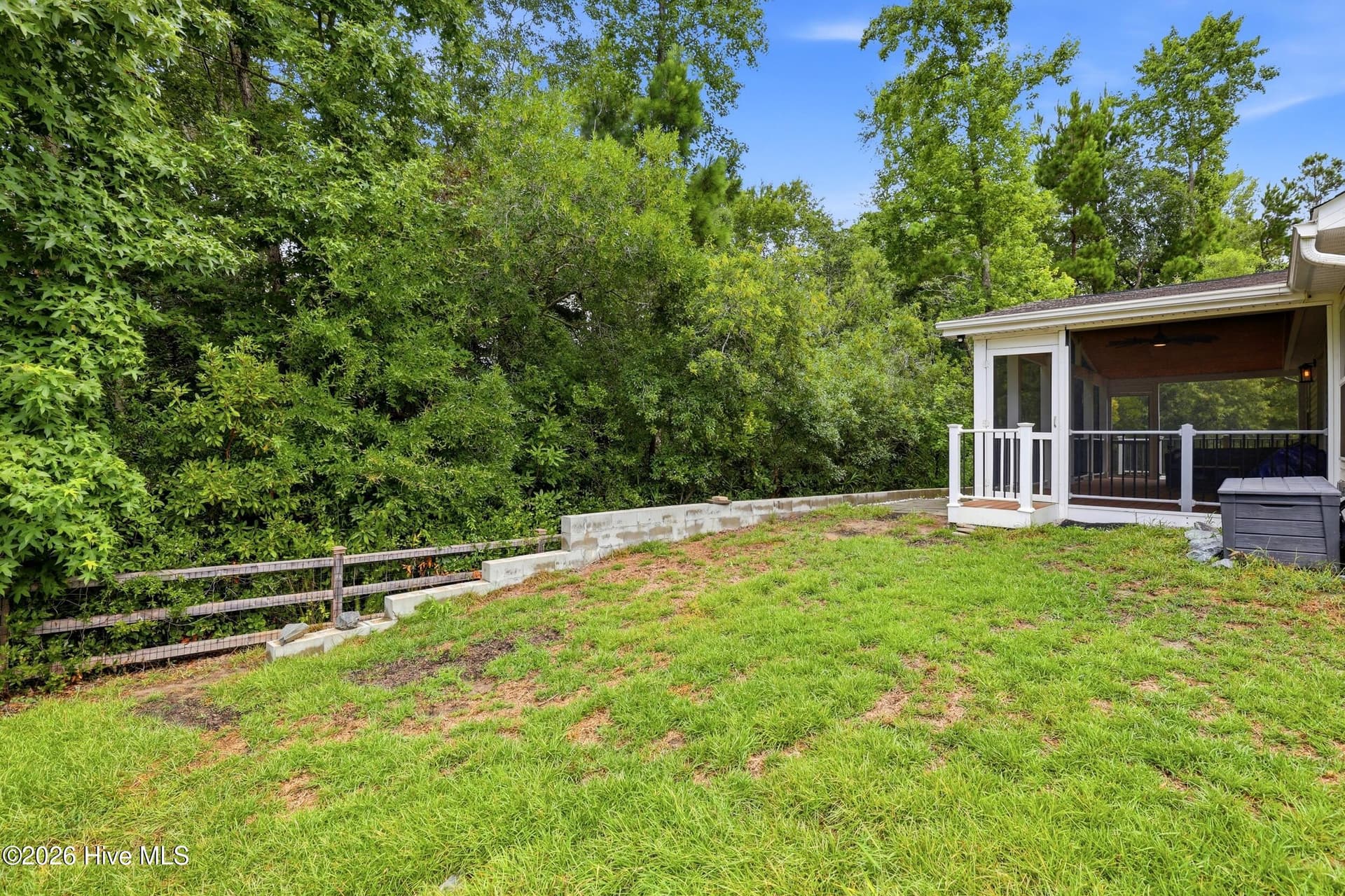 Single Family Residence at 530 Poppleton Drive, Hampstead, NC 28443, photo 37 of 61