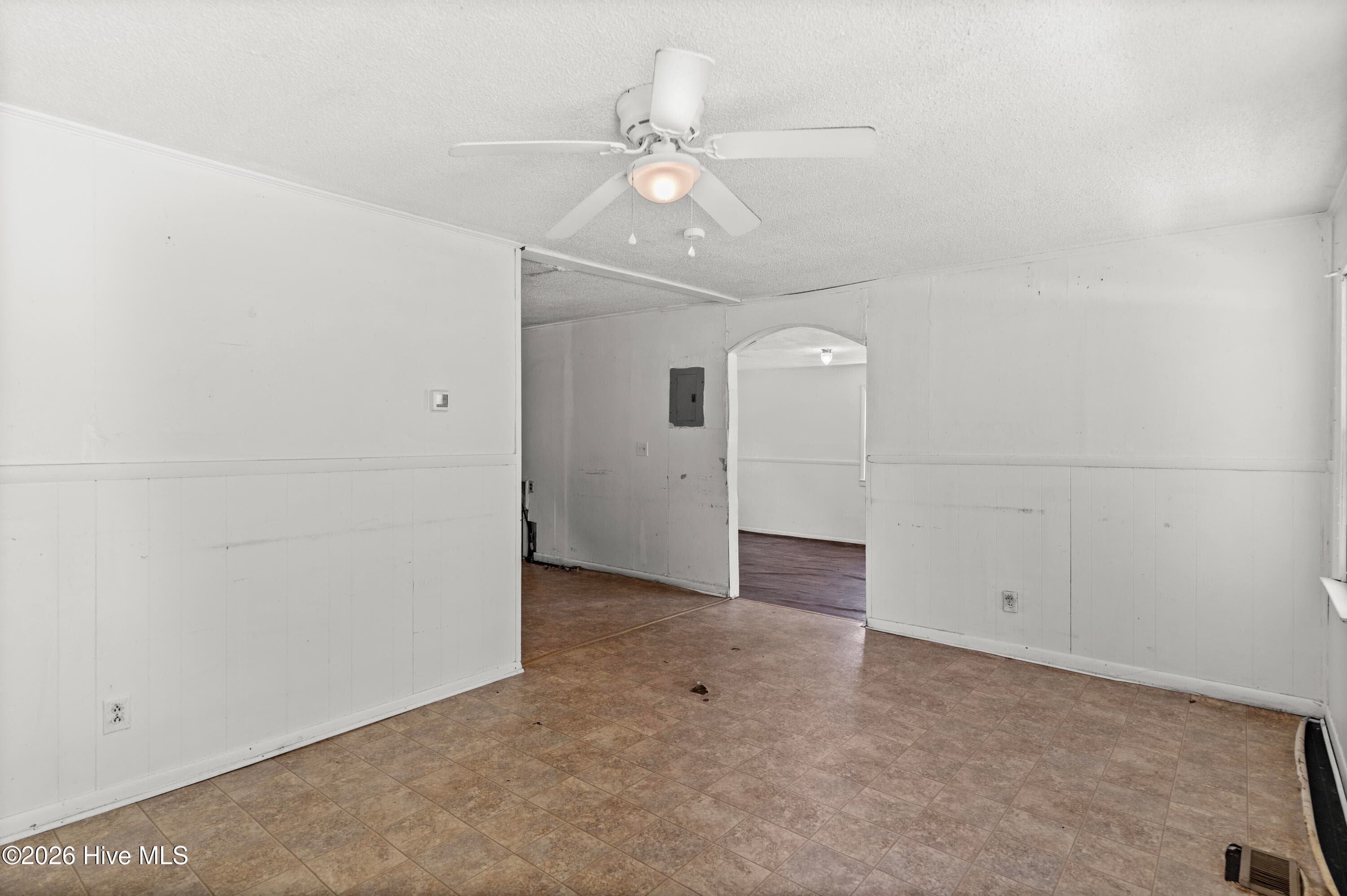 Single Family Residence at 204 Julia Street, Warsaw, NC 28398, photo 11 of 24